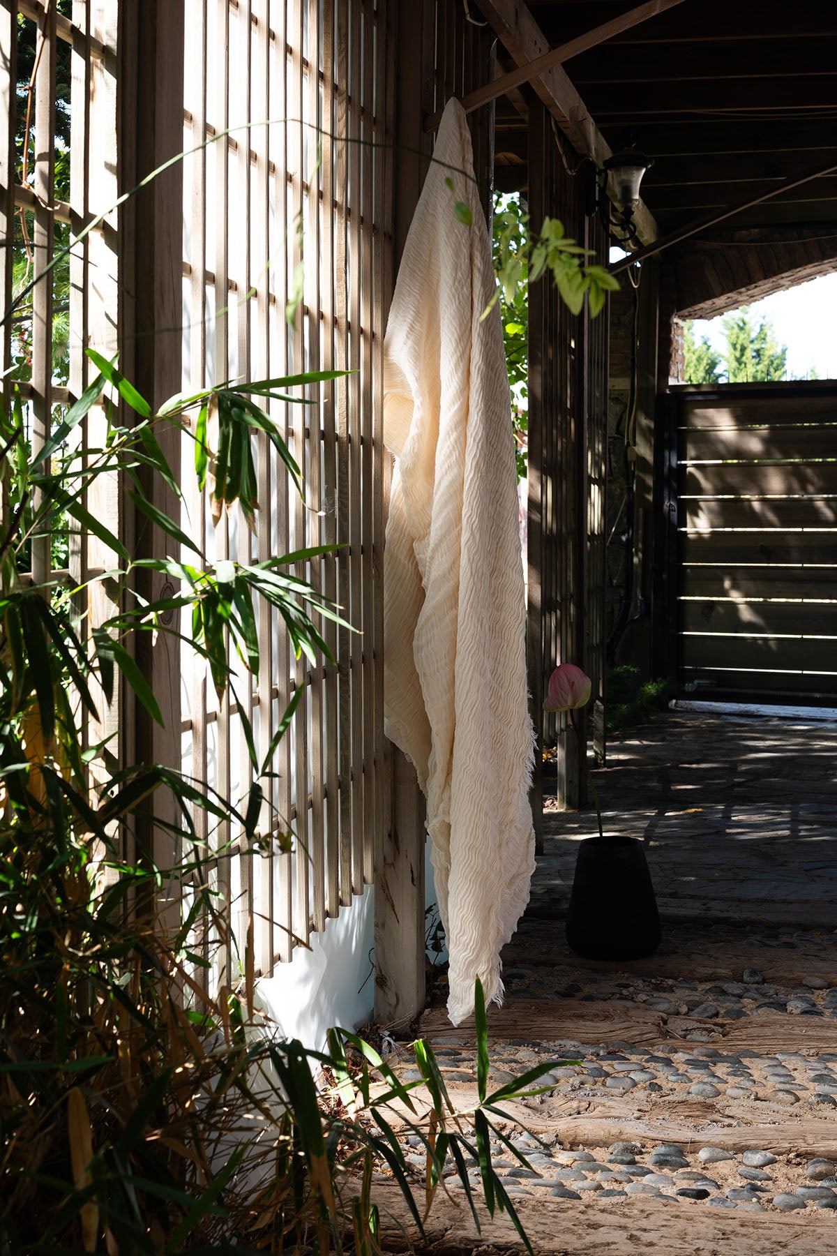 Agena Hemp Yatak Örtüsü Naturel