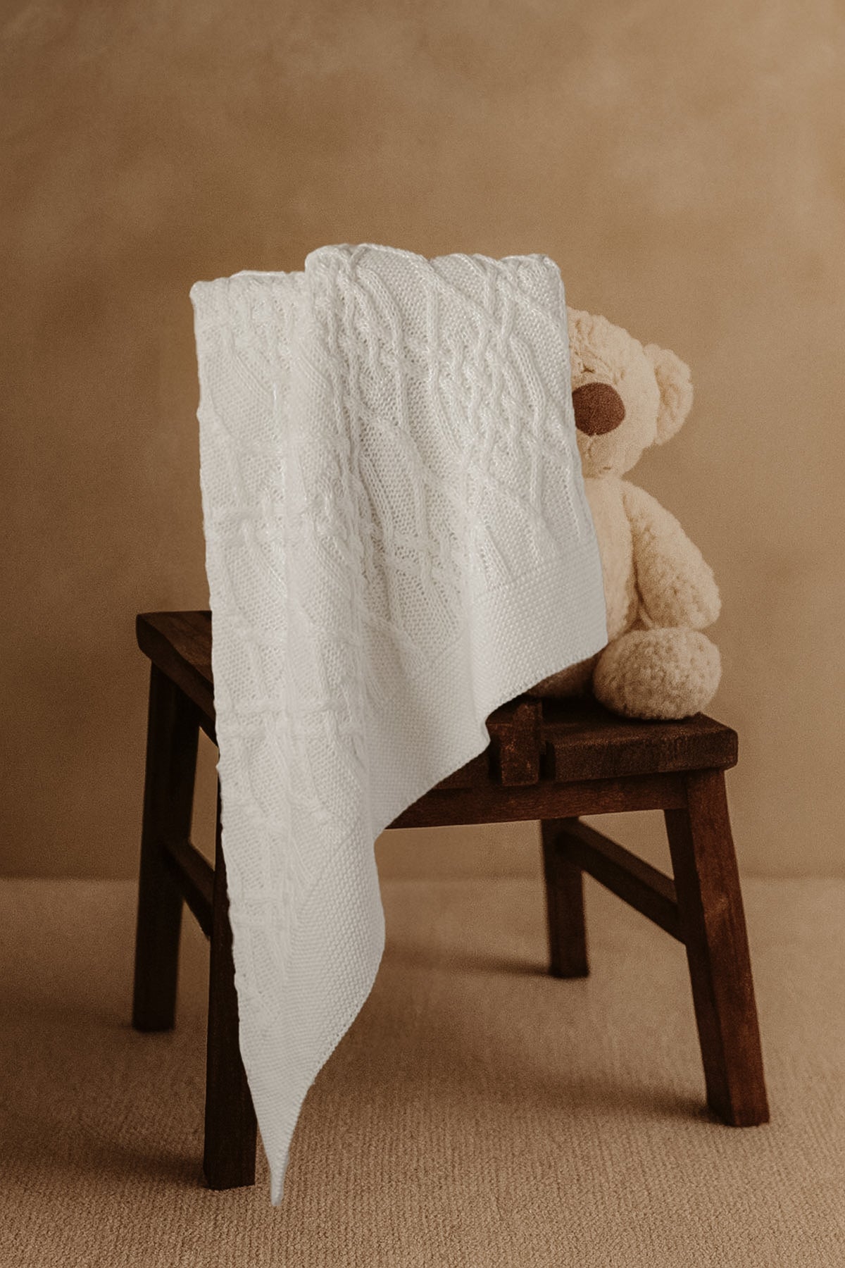 Triko Örgü Bebek Battaniyesi Kırık Beyaz