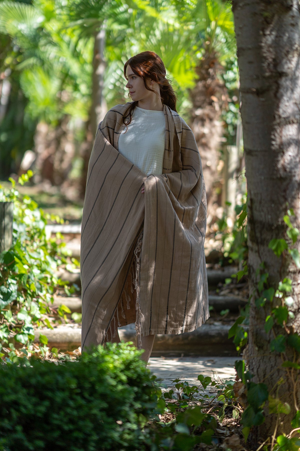 Boa Koltuk Şalı Bej-Siyah