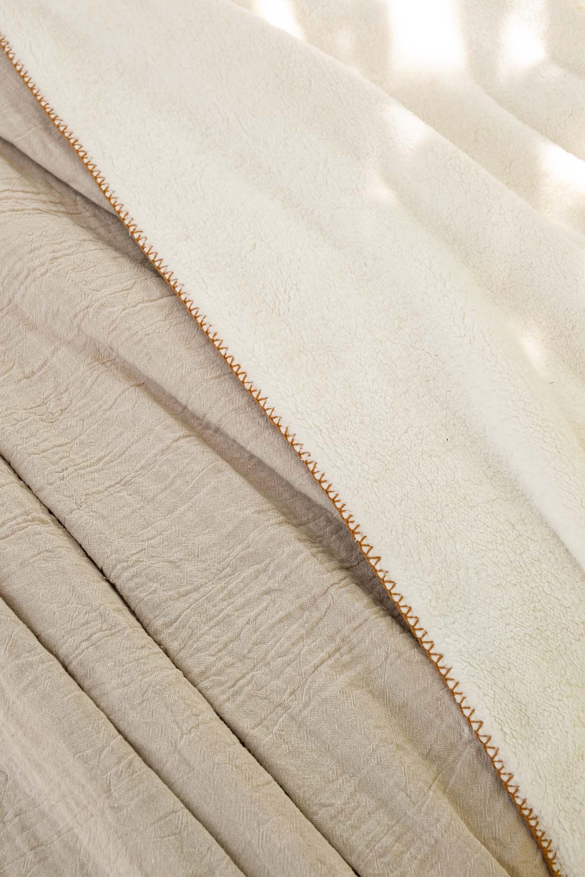 Cozy Bedspread Gray
