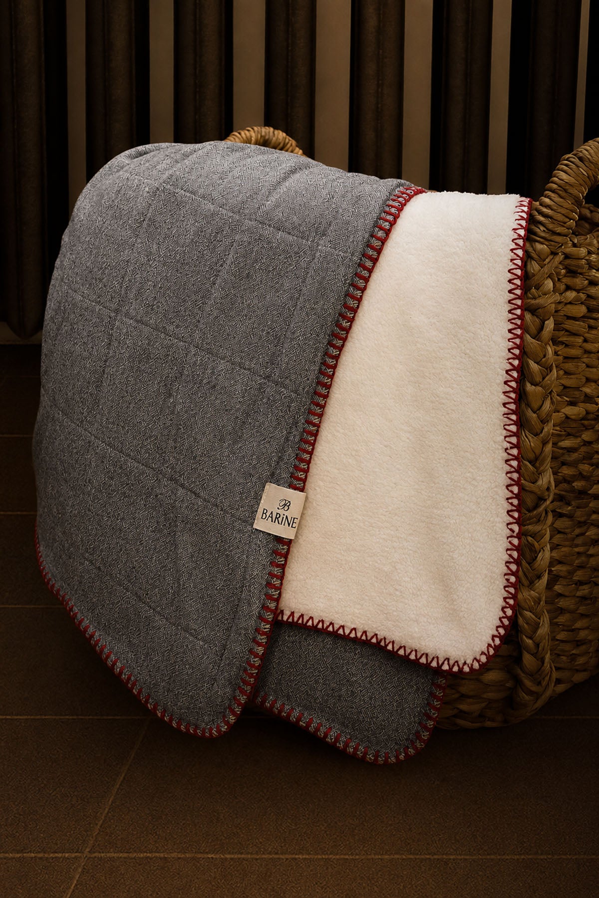 Cozy Dekoratif Dikişli Arkası Peluşlu Koltuk Şalı, Battaniye Gri