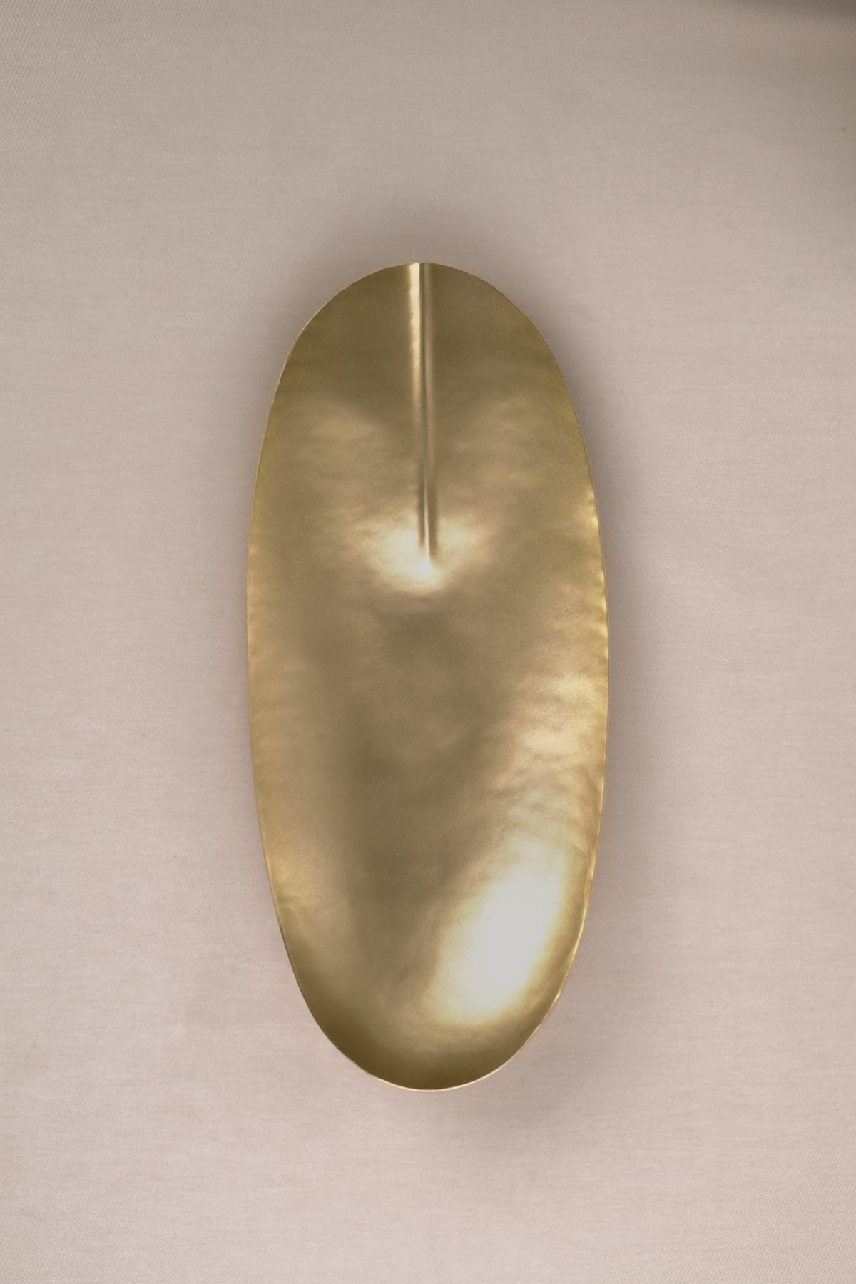 Doku Efektli Mat Metal Oval Dekoratif Obje Gold 35x15 cm