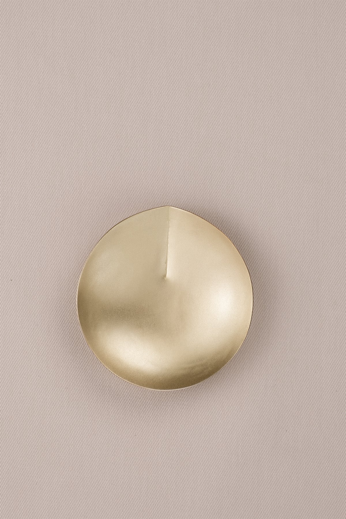 Crease Yuvarlak Konik Tütsülük Dekoratif Obje Gold 16x15 cm