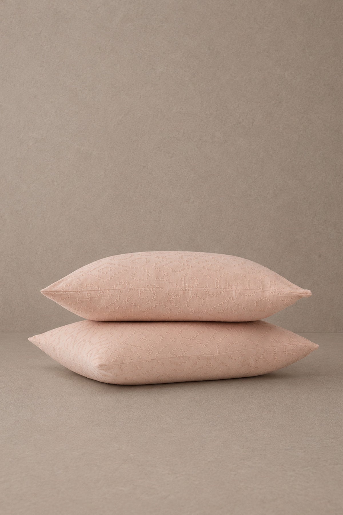 Damask Jacquard Pillowcase Set of 2 Pastel Pink
