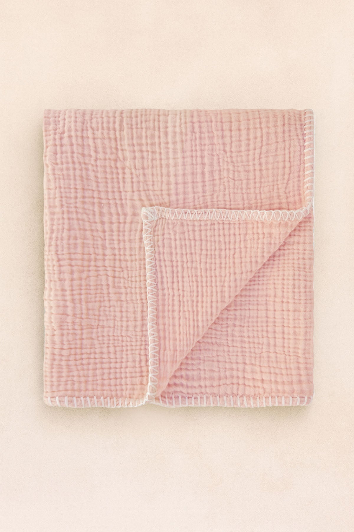 Dekoratif Dikişli Müslin Bebek Battaniyesi Pembe