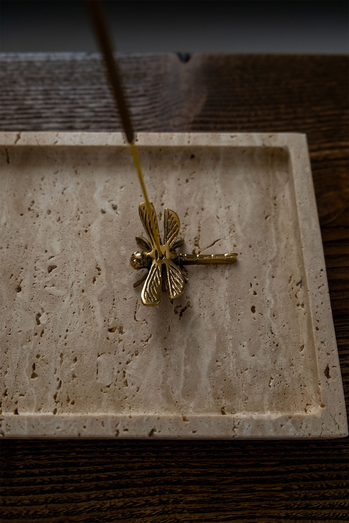 Yusufçuk Şeklinde Pirinç Çubuk Tütsülük