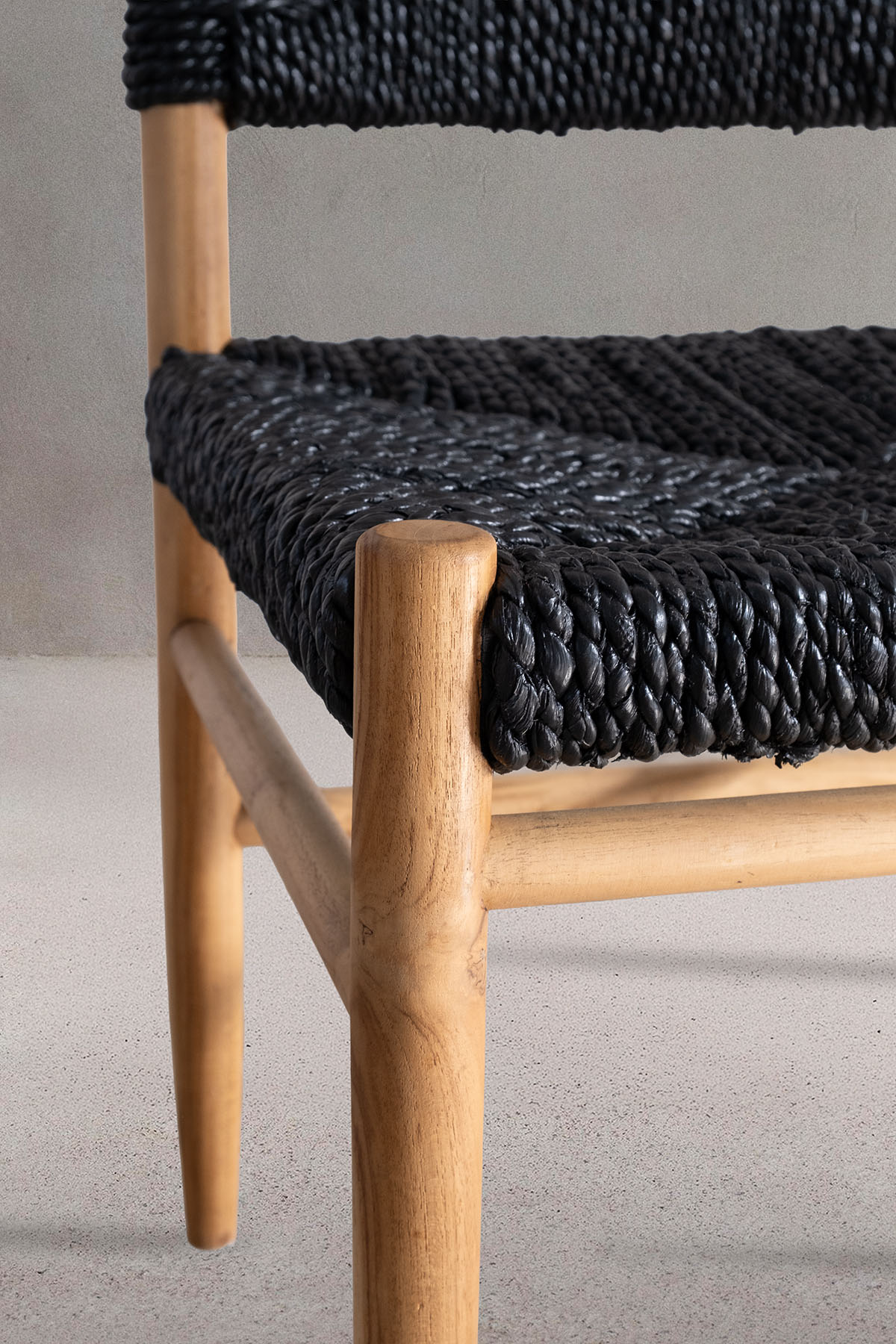 Flinder Muz Lifi Detaylı Tik Sandalye