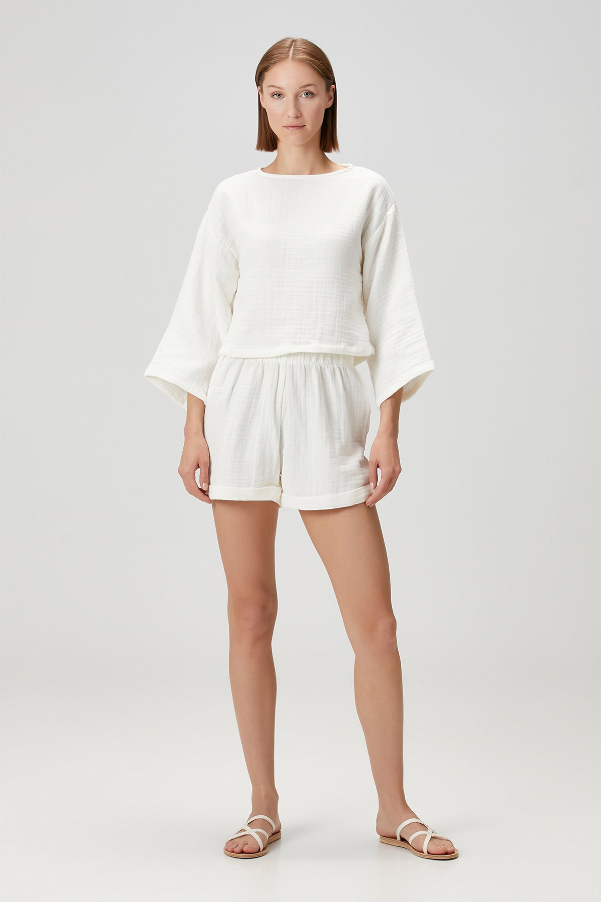 Uzun Kollu İnce Muslin Bluz Krem