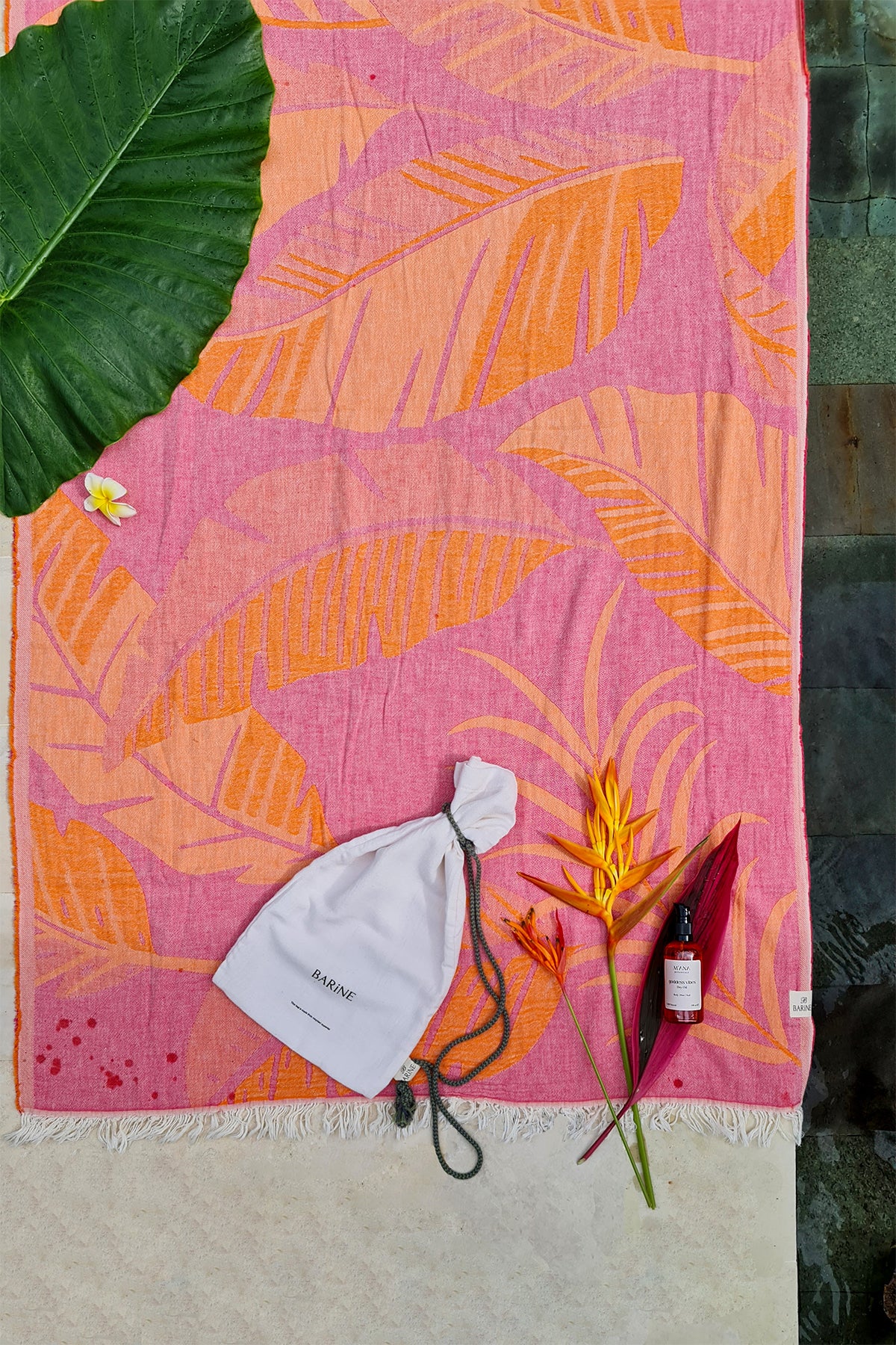 Moriah Peştemal ve Goddess Vibes Kuru Yağ Hediye Seti Pembe-Turuncu, Taşıma Çantalı