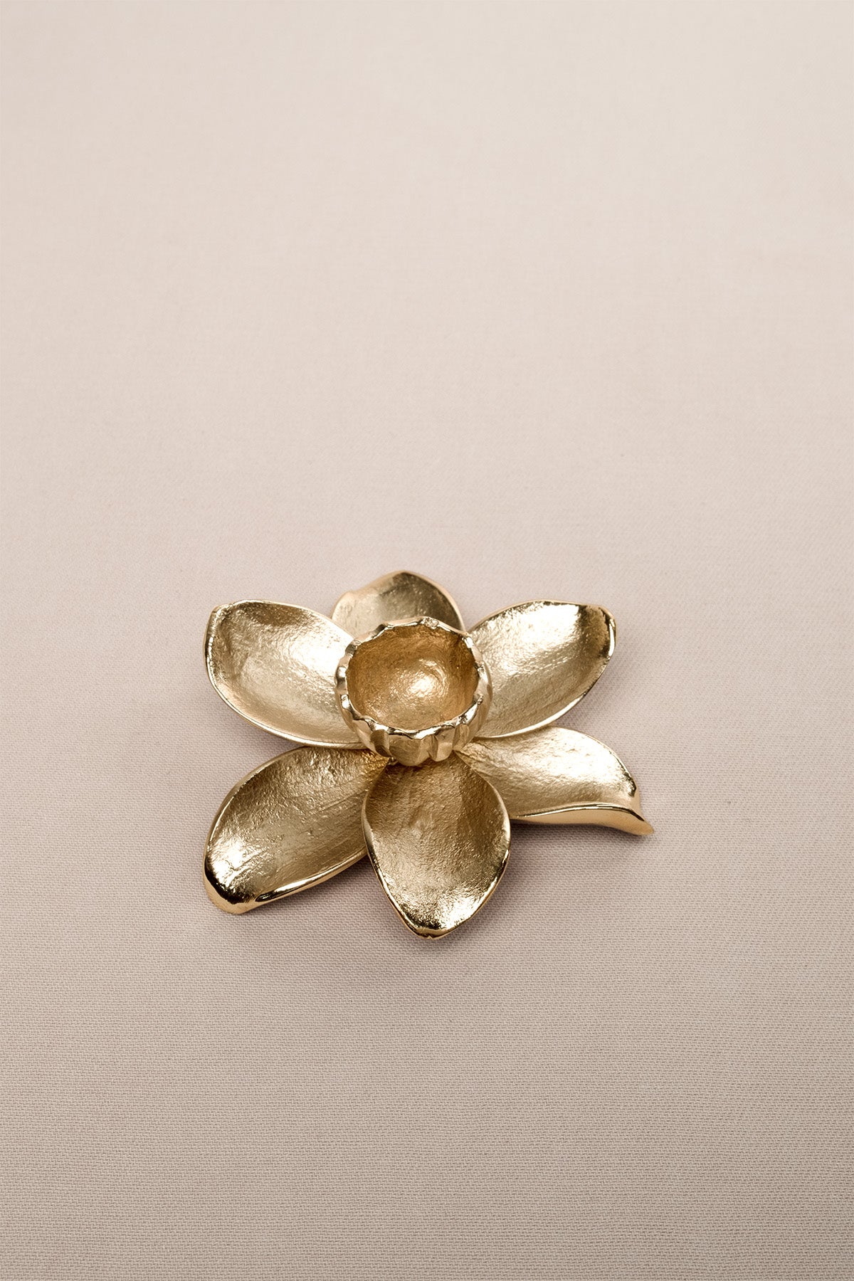 Orkide Çiçeği Şekinde Mat Pirinç Tütsülük Dekoratif Obje Gold 8 cm
