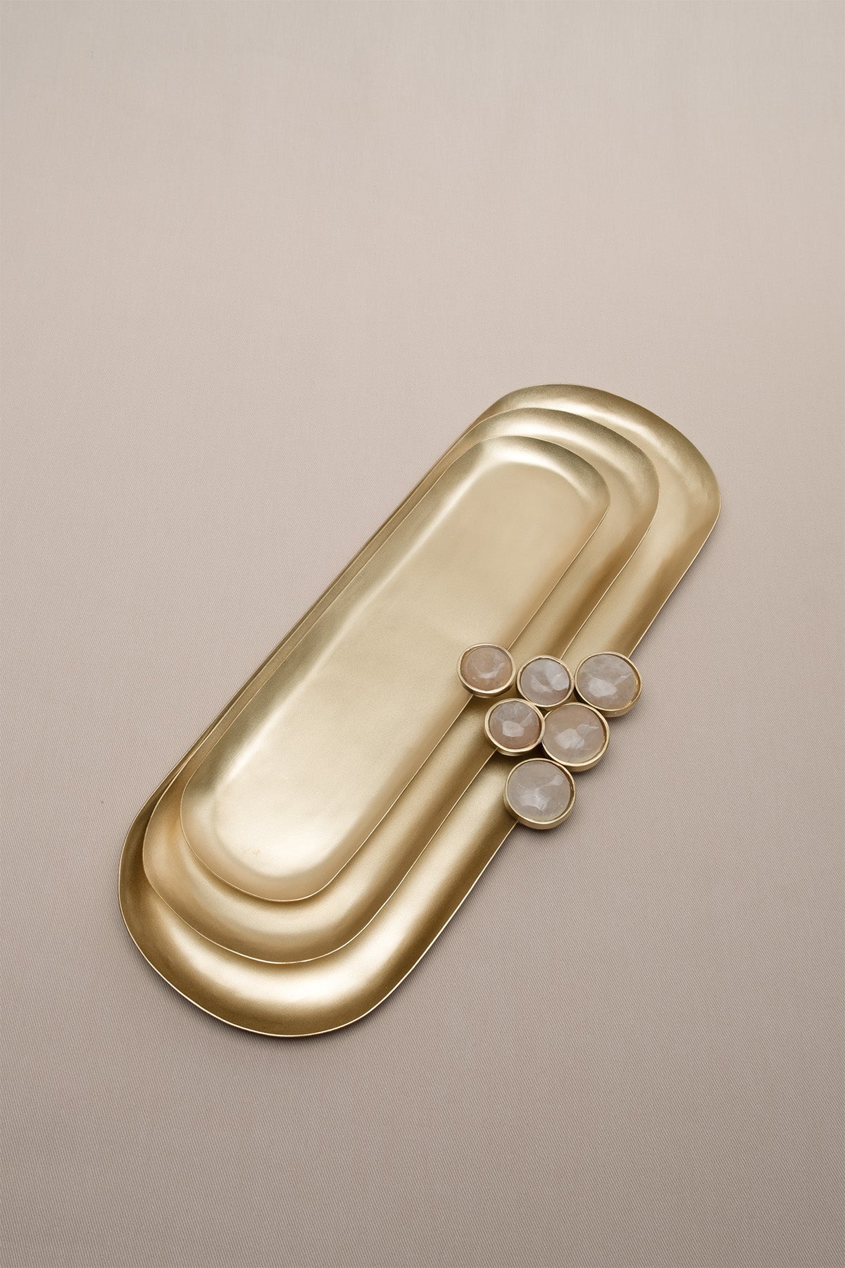 Poppins Mat Pirinç Oval Dekoratif Obje Gold 26x9 cm