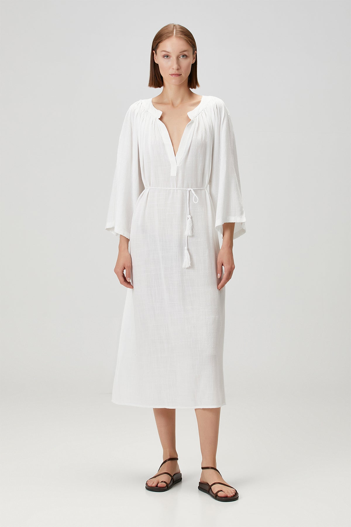 Poseidon Dökümlü Uzun Elbise Beyaz