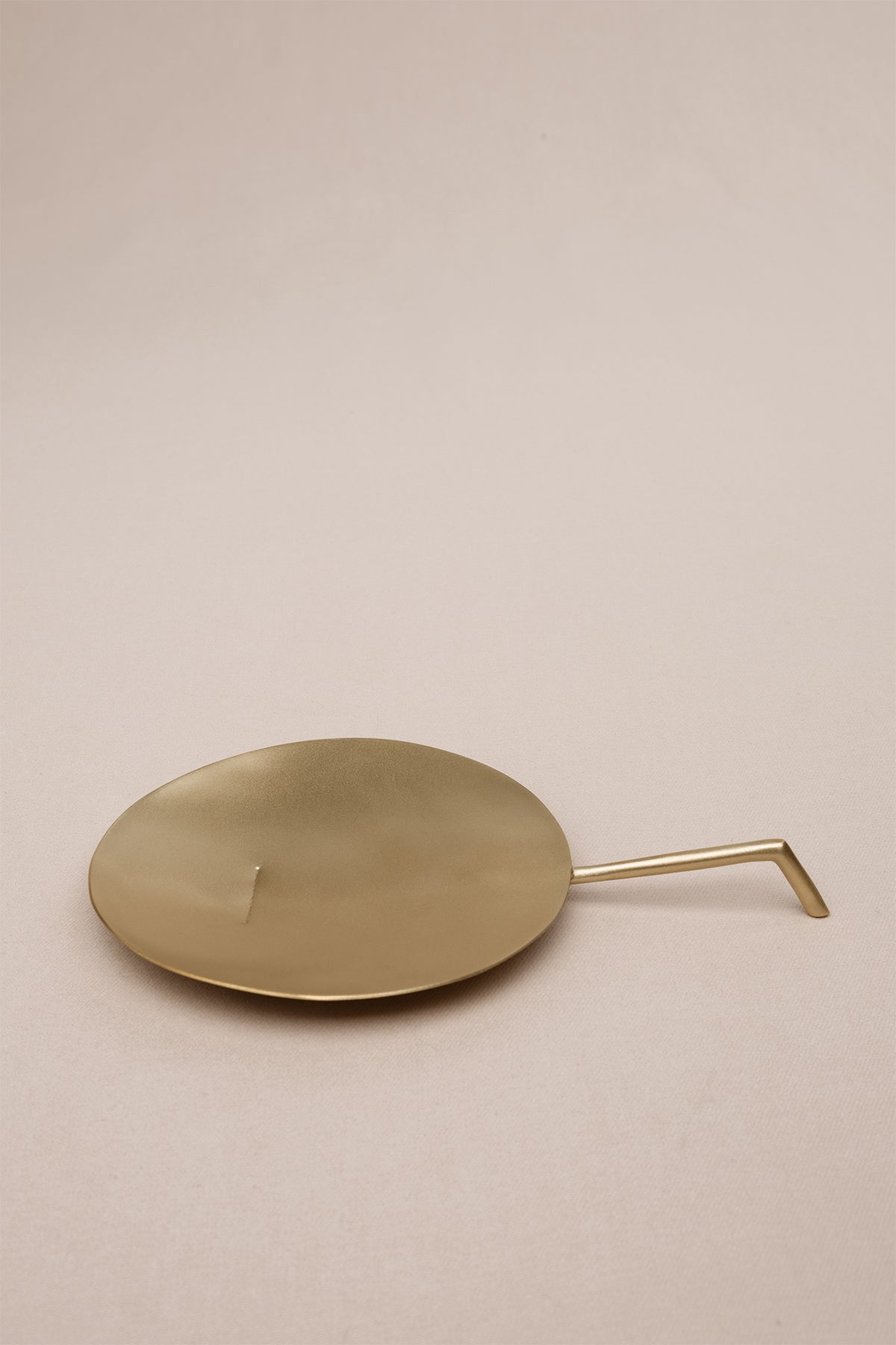 Space Yuvarlak Mat Pirinç Mumluk Dekoratif Obje Gold 10x15