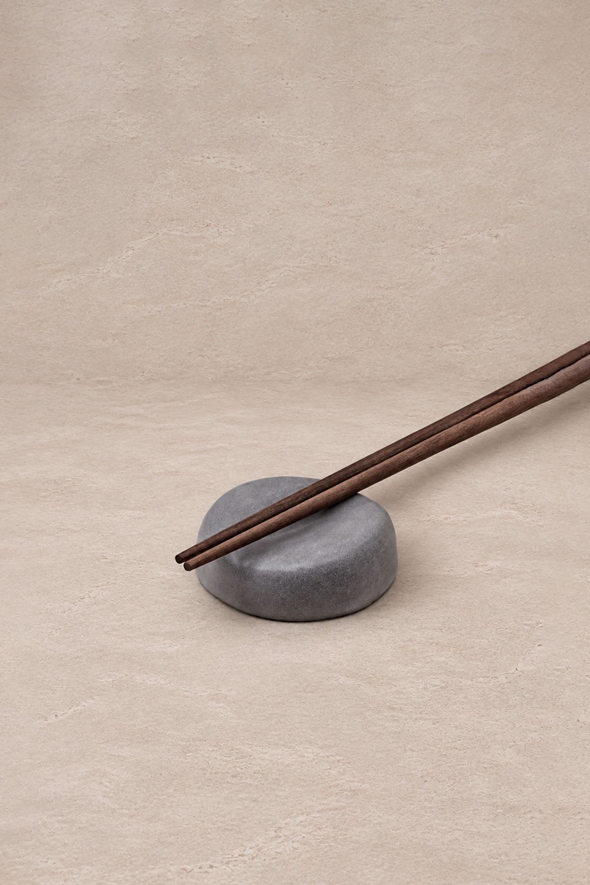 Asian Dining Stoneware Chopstick Tutucu 4 x 10 cm