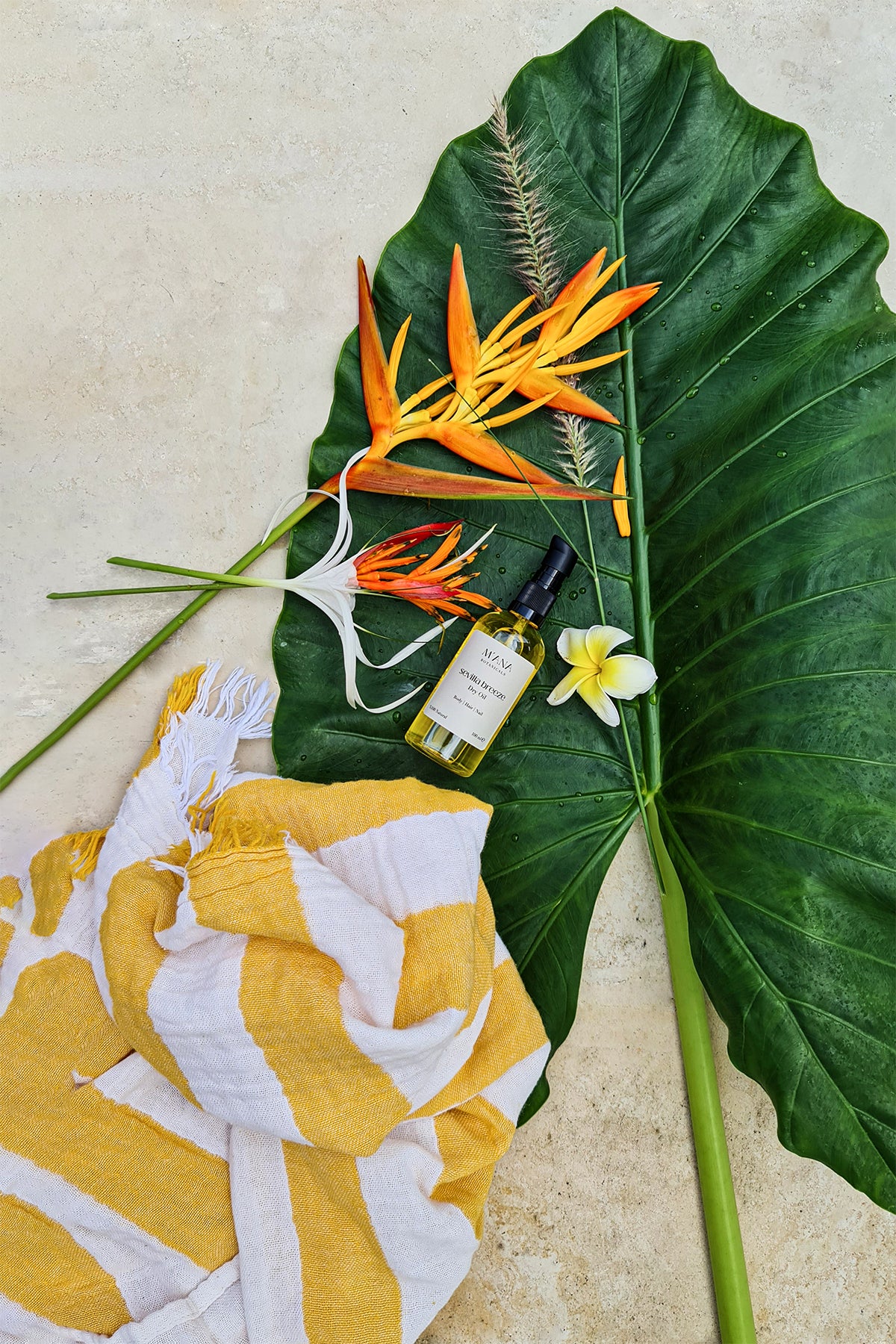 Striped Gauze Peştemal ve Sevilla Breeze Kuru Yağ Hediye Seti Sarı, Taşıma Çantalı