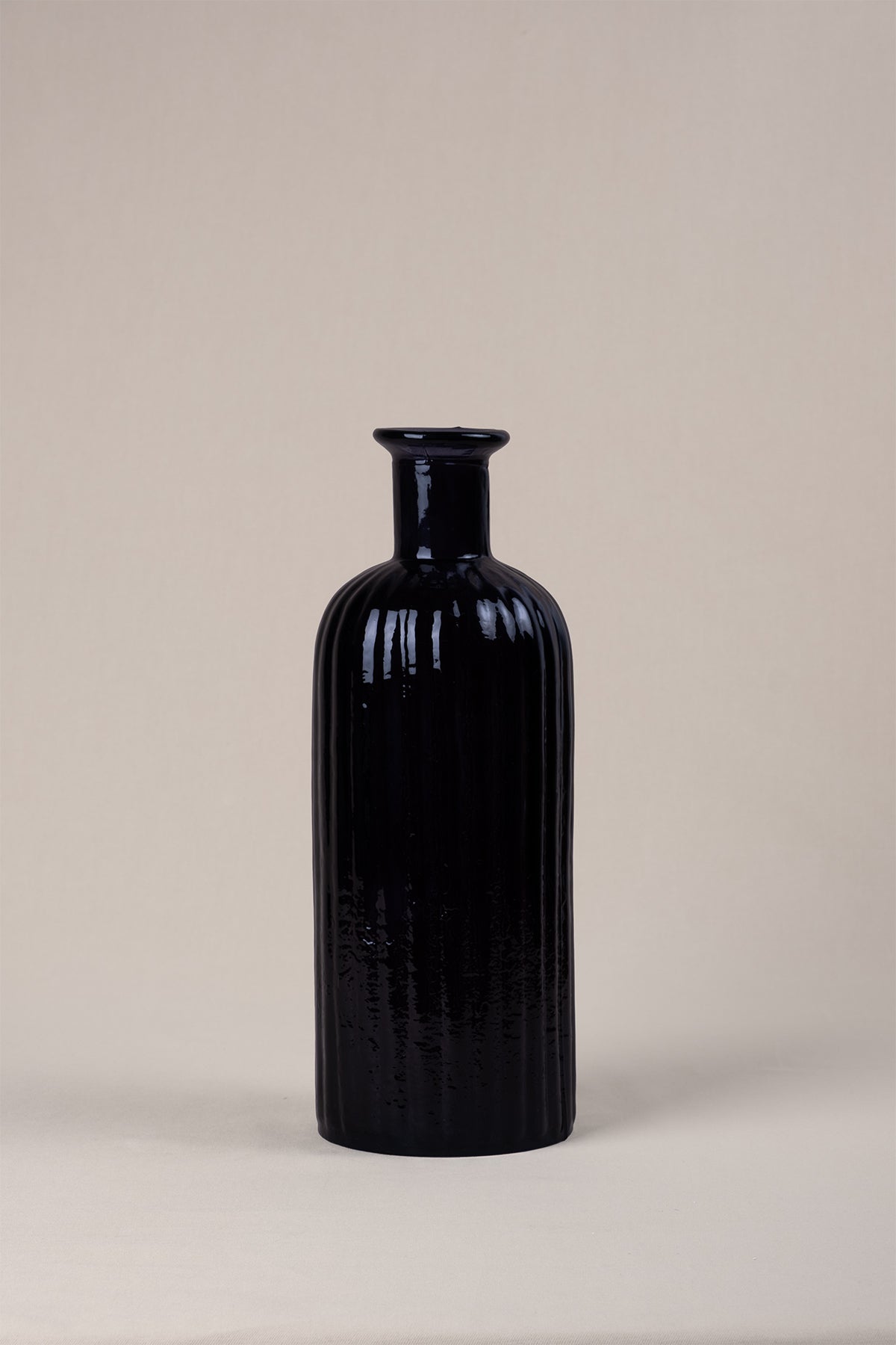 Çizgili Cam Vazo 12x34 cm Siyah