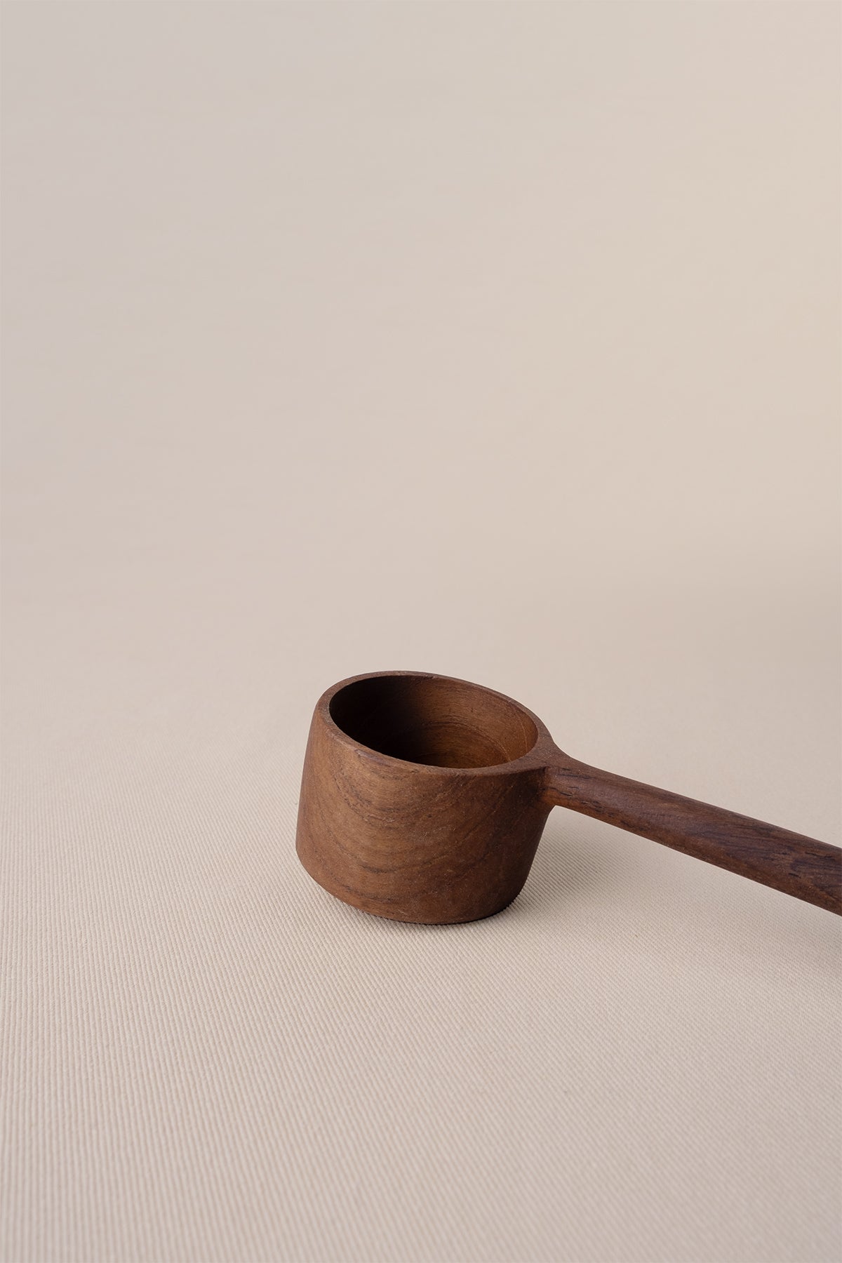 Teak Ahşap Yuvarlak Derin Sos Kaşığı 4x15x3 cm