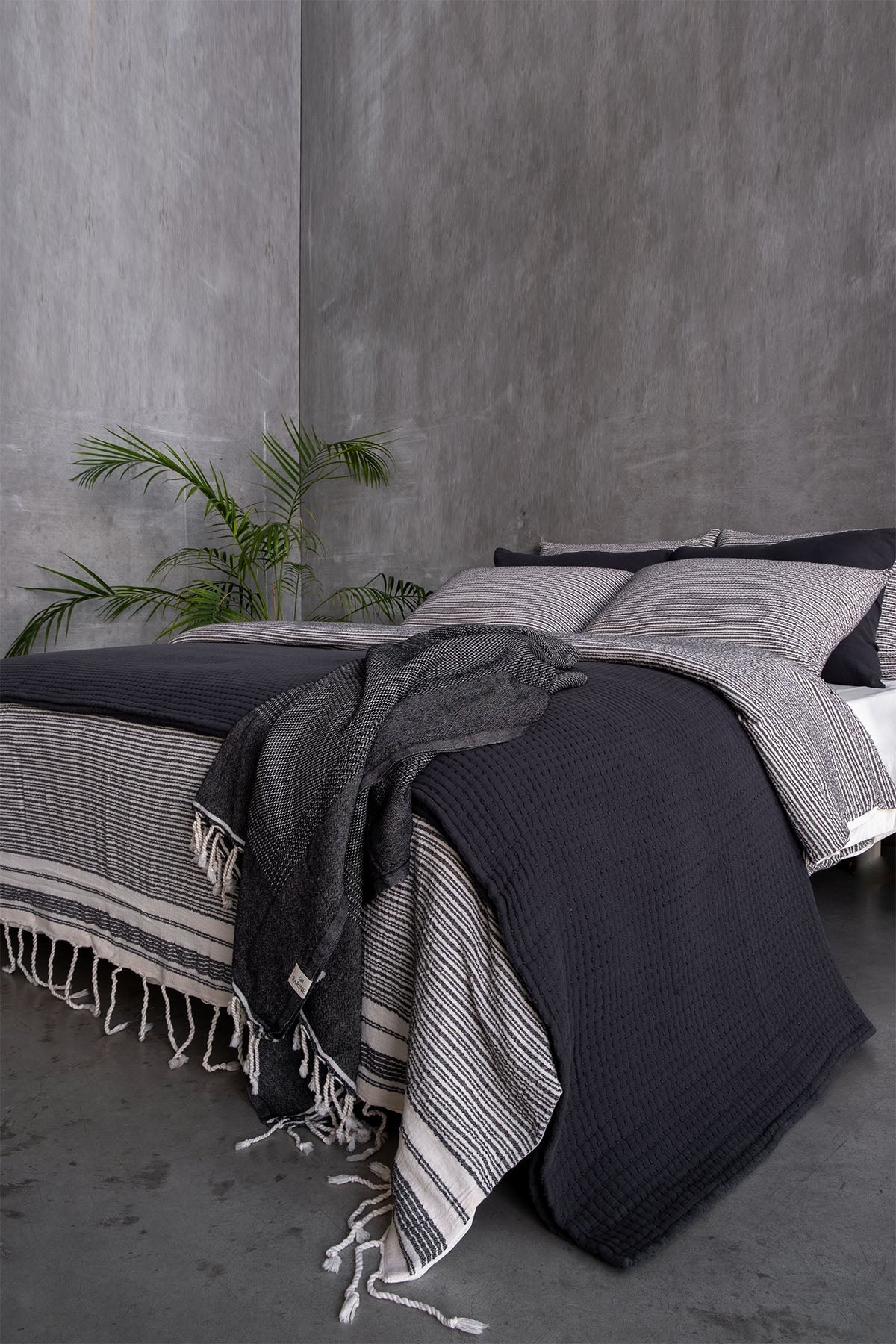 Vega Yatak Örtüsü Antrasit