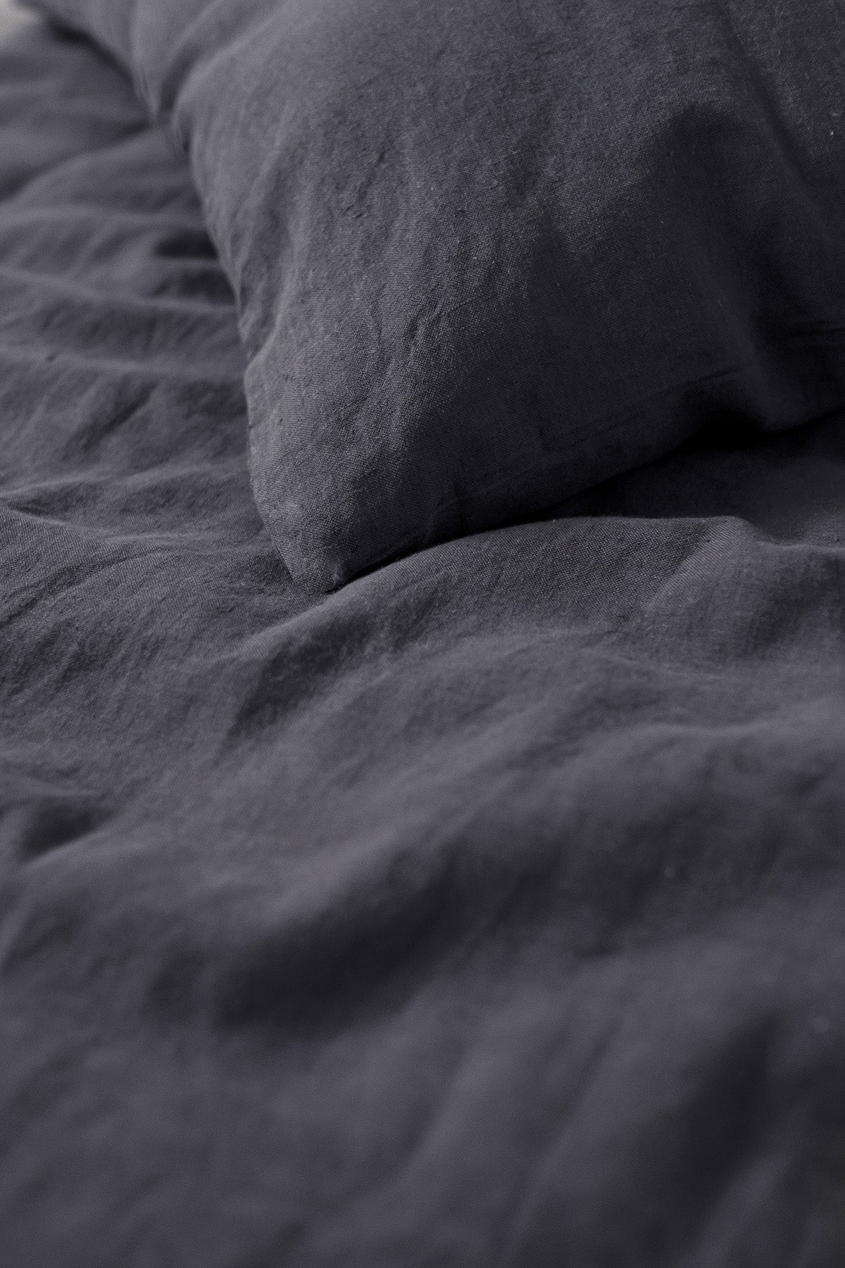 Yıkanmış Keten Çift Kişilik Nevresim Seti Antrasit