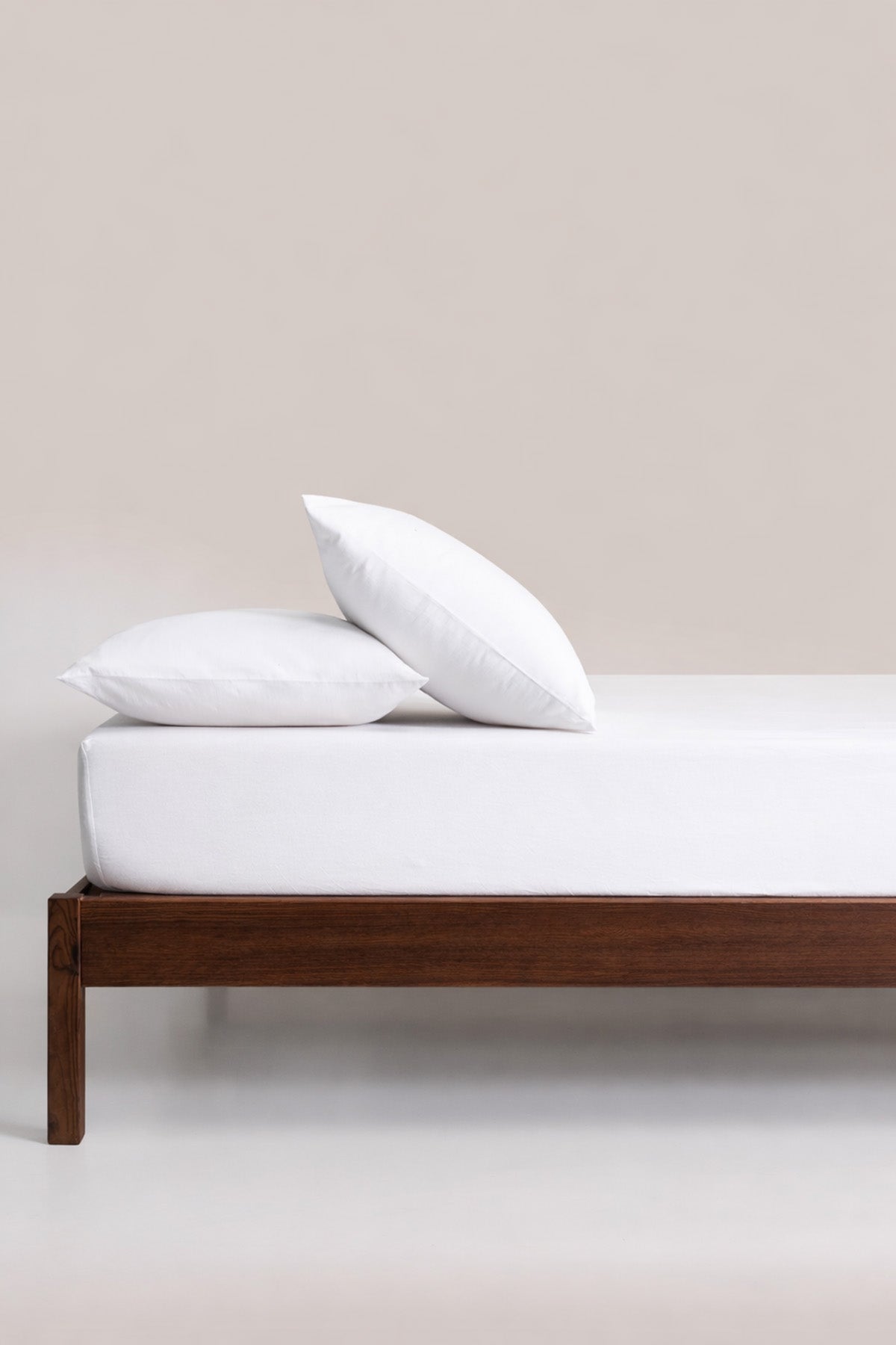 300 TC Pamuk Saten Lastikli Çarşaf Beyaz