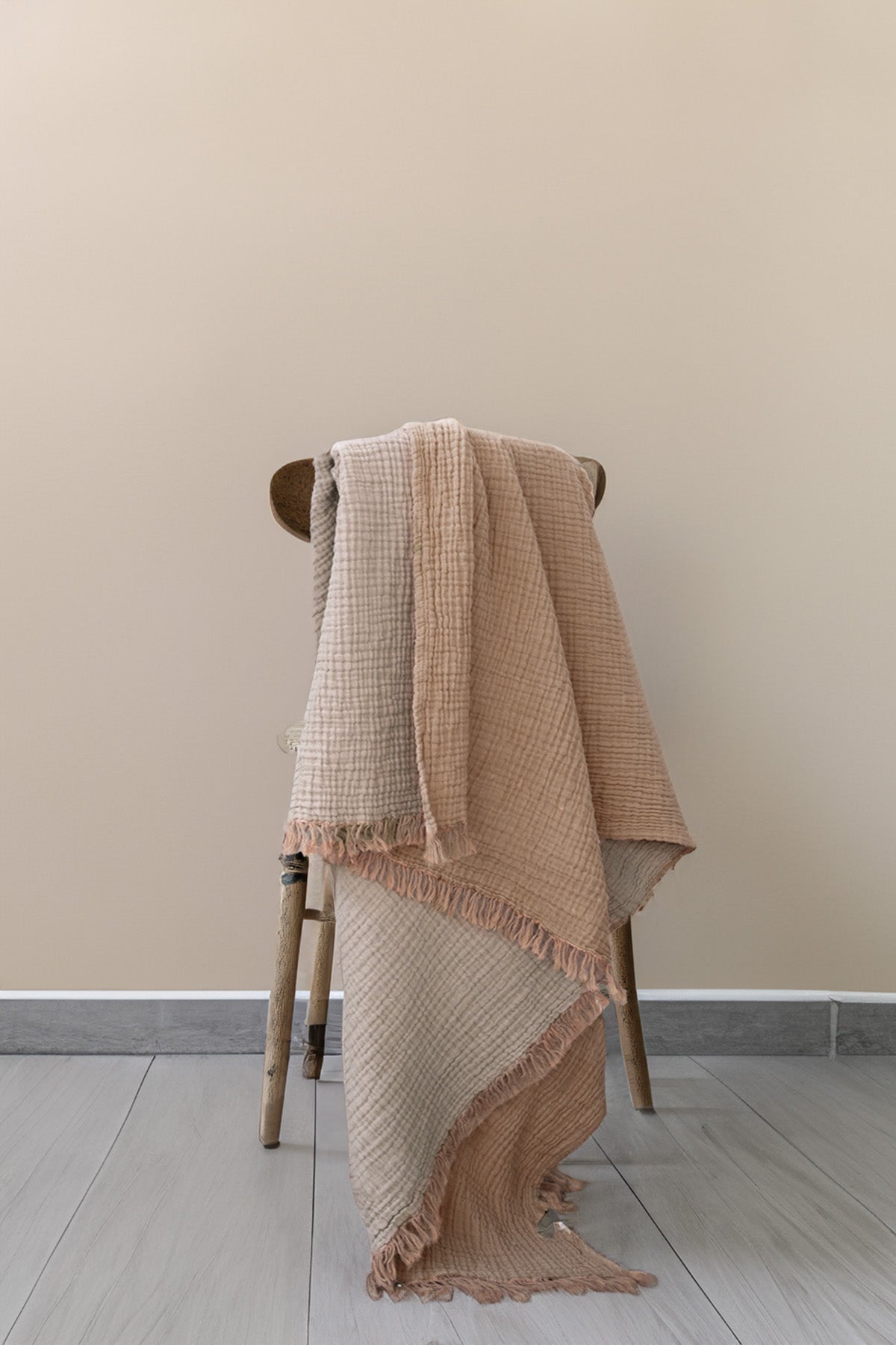 Cocoon Sofa Throw Tan-Coffe Mist