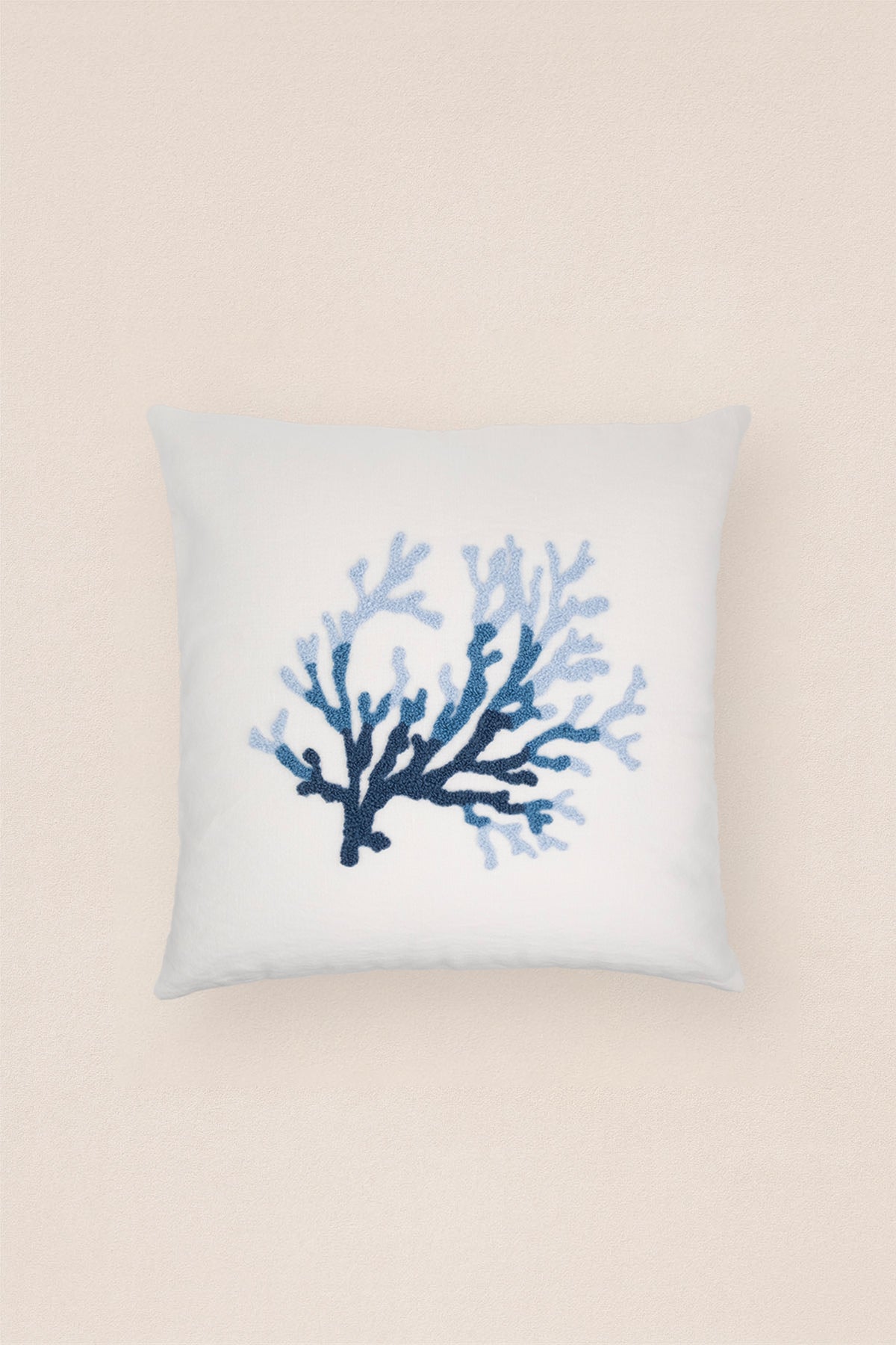 Mercan Nakışlı Degrade Kırlent Kılıfı Ekru-Lacivert 45 x 45 cm