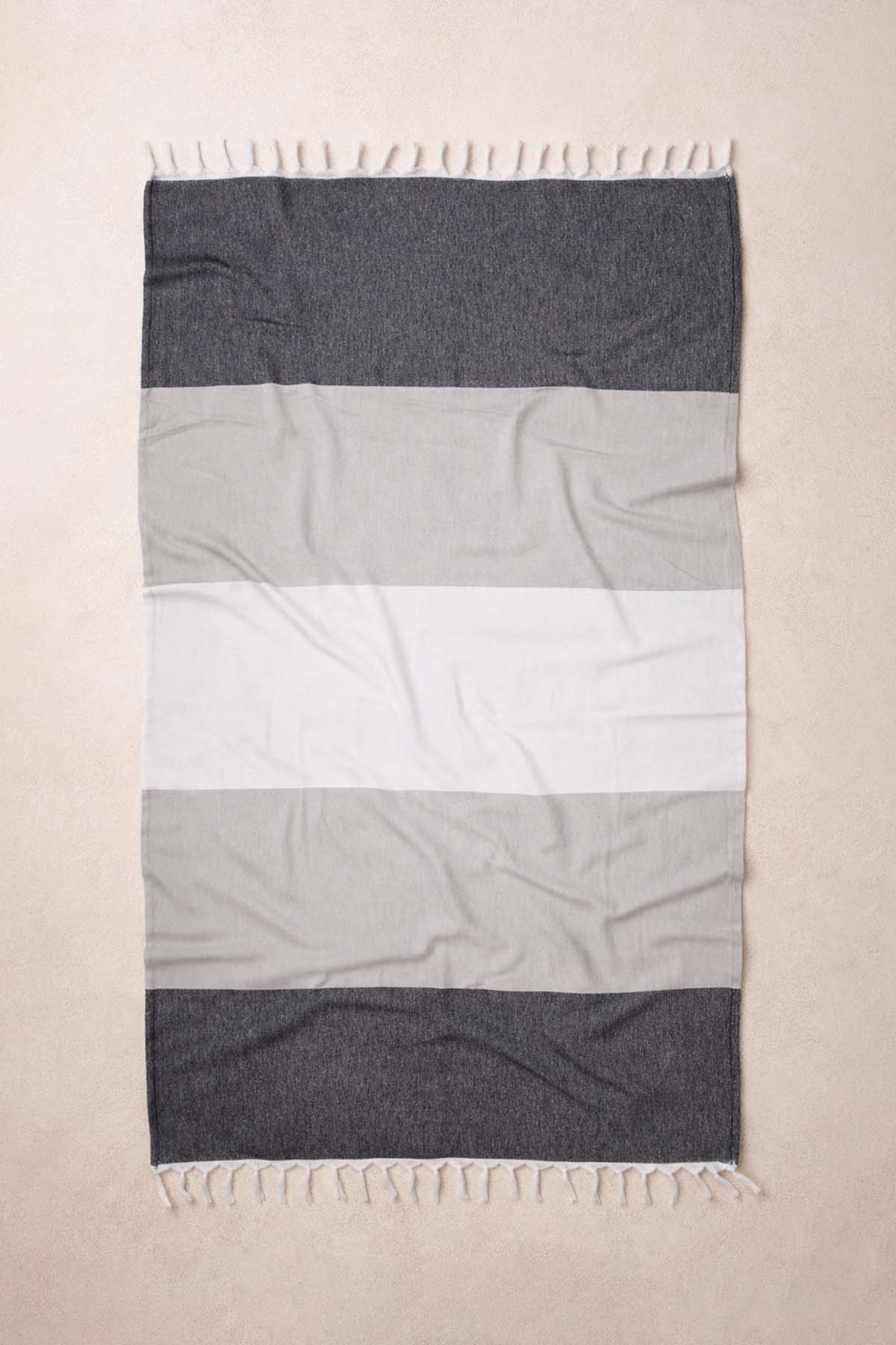 Block Peshtamal Black-White