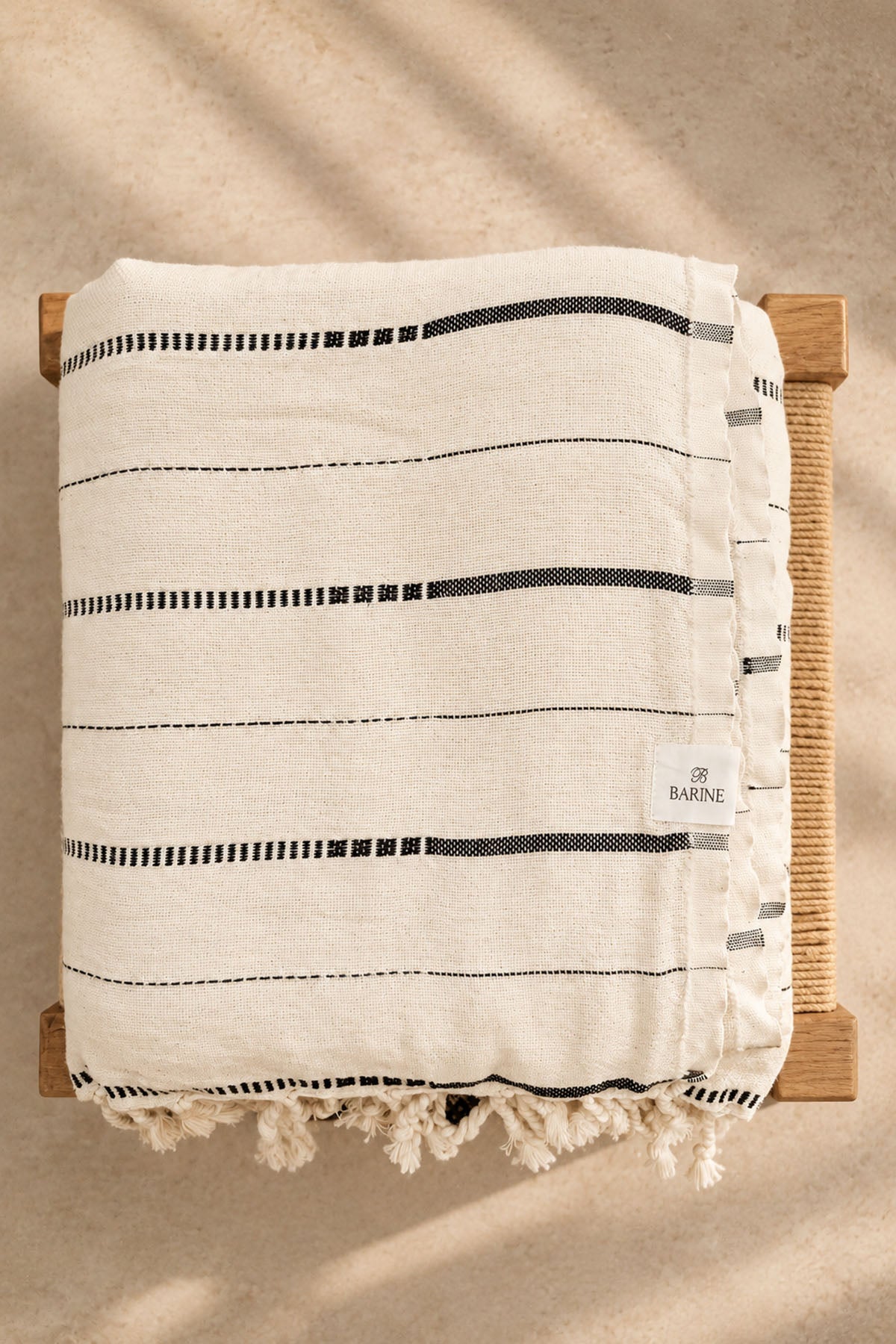 Boa Sofa Throw Natural-Black