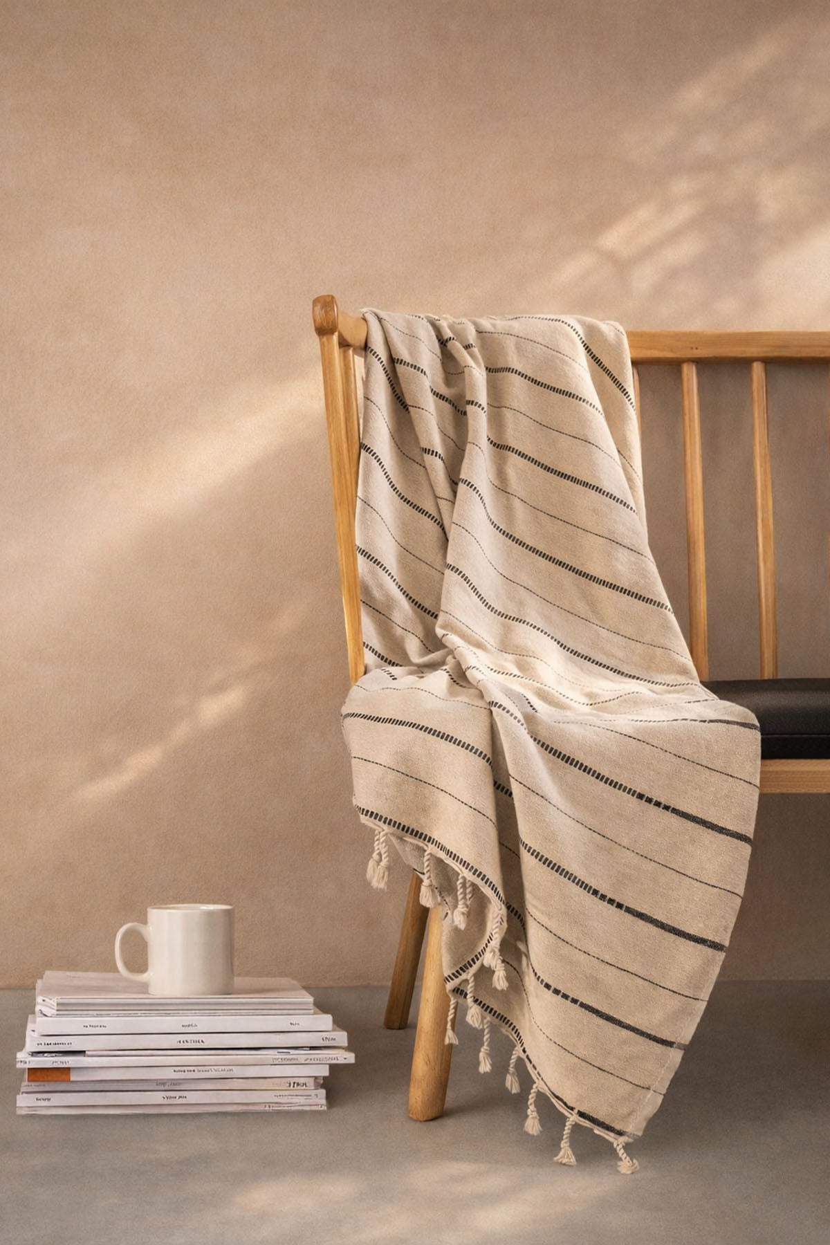 Boa Sofa Throw Beige-Black