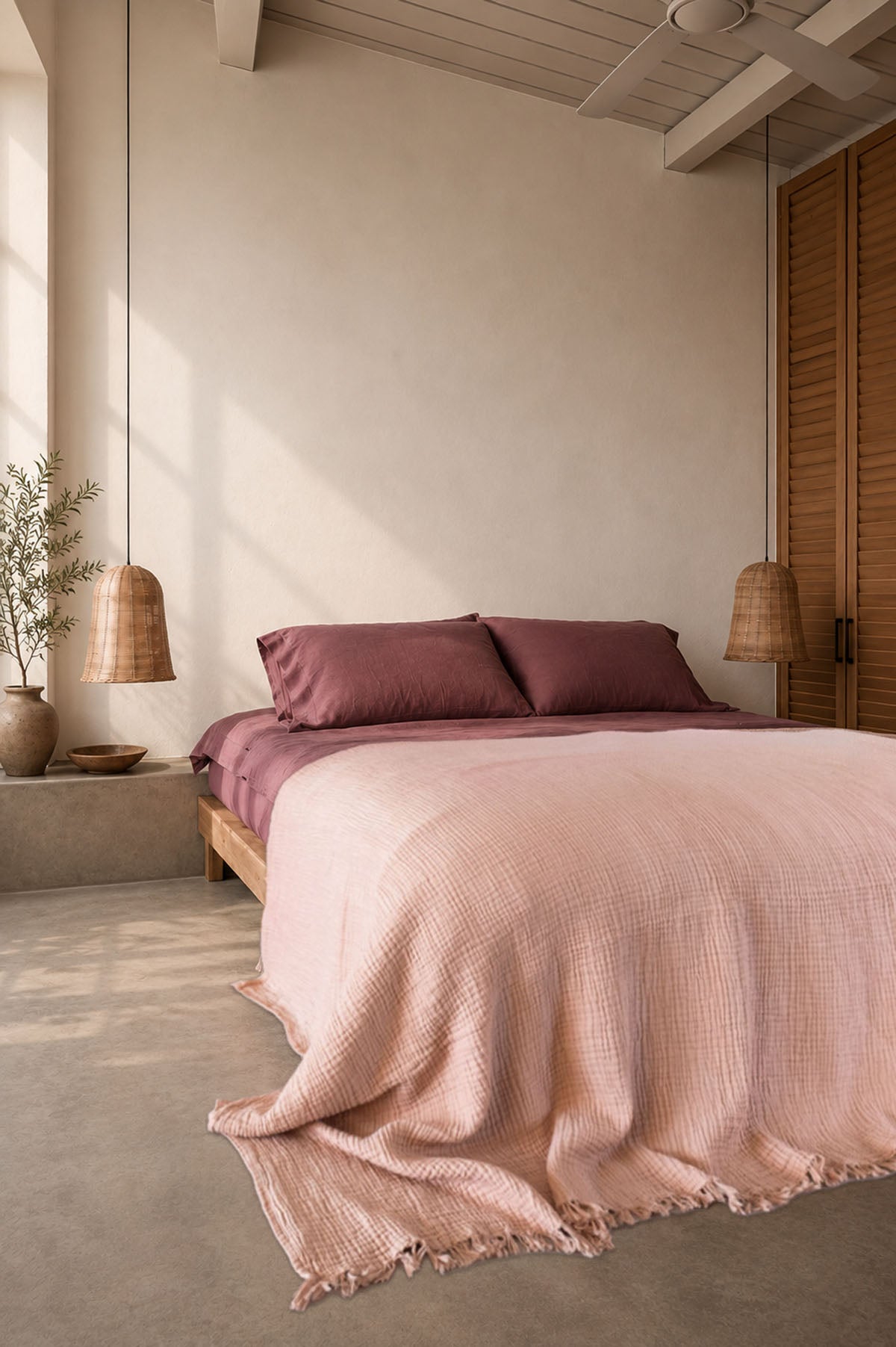 Cocoon Bedspread Canyon-Sand Dollar