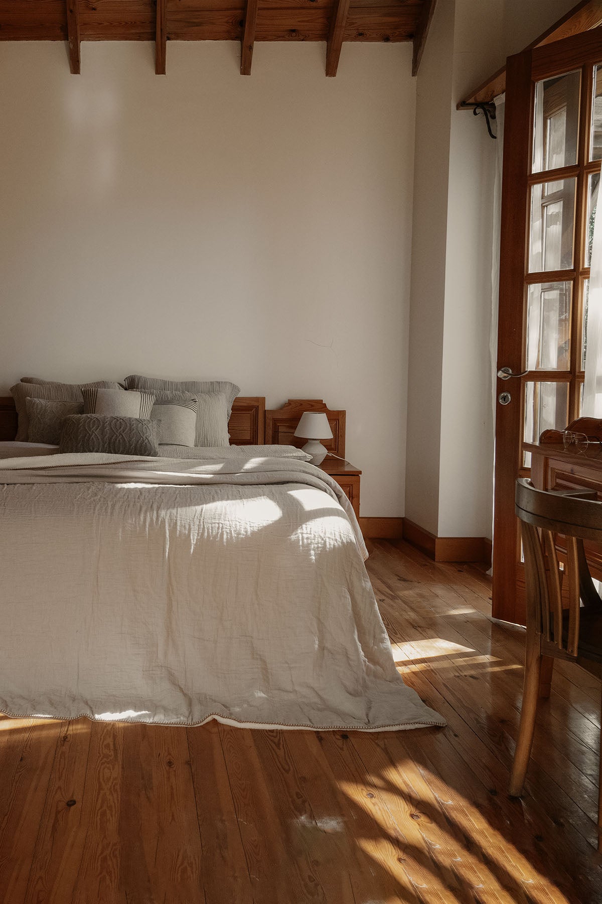 Cozy Arkası Peluşlu Pamuk Yatak Örtüsü Bej