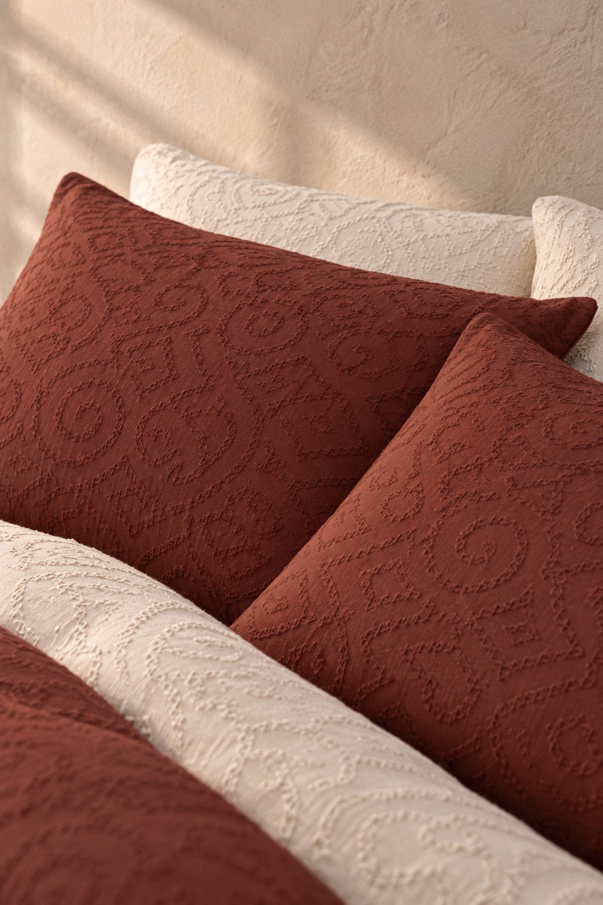 Damask Jakarlı Yastık Kılıfı 2'li Set Kızıl Toprak