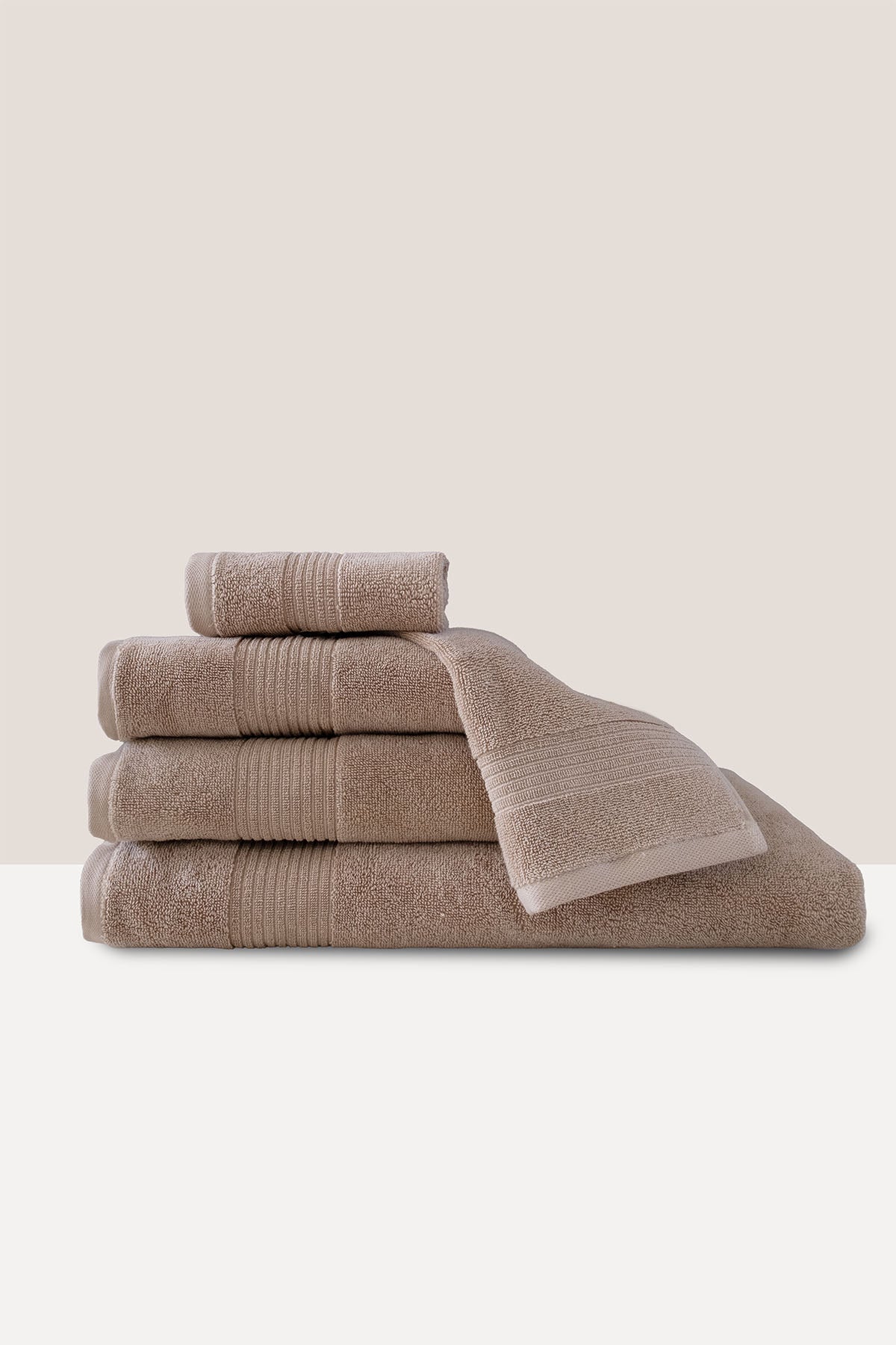 Essetial Bordürlü Bukle Havlu 600 gr/m² Bej