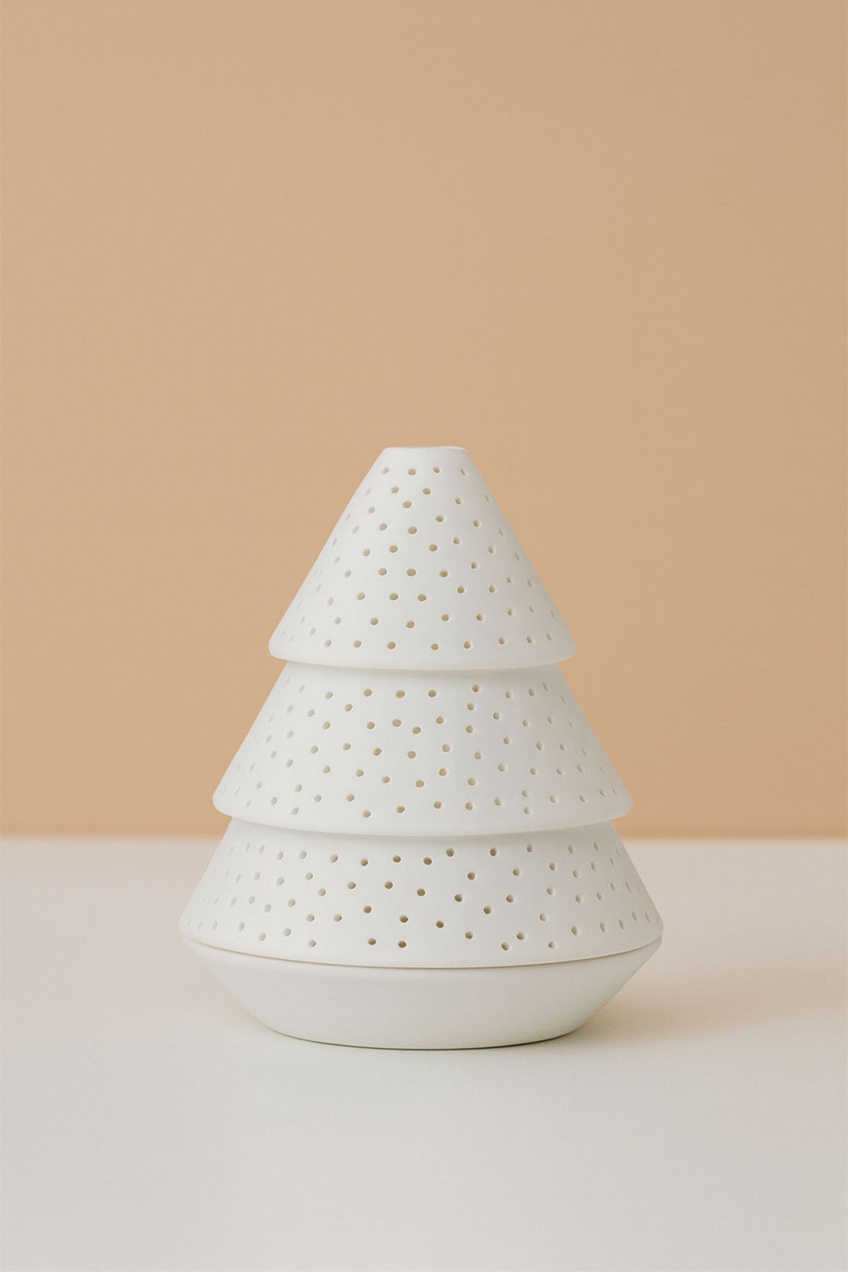 Çam Ağacı Şeklinde Porselen Mumluk 12,5x15,5 cm