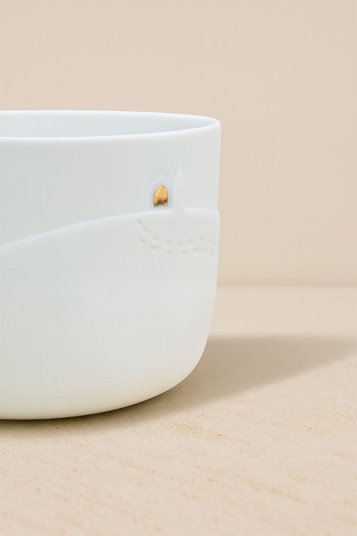 Karda Ayak İzleri Desenli Porselen Mumluk 9x7 cm