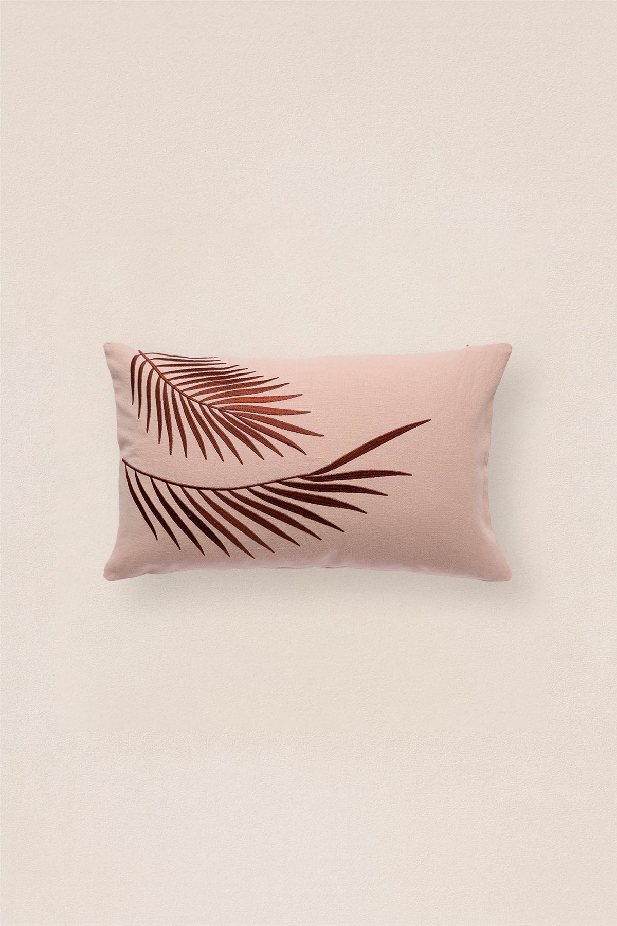 Yaprak Nakışlı Kırlent Kılıfı 30 x 50 cm