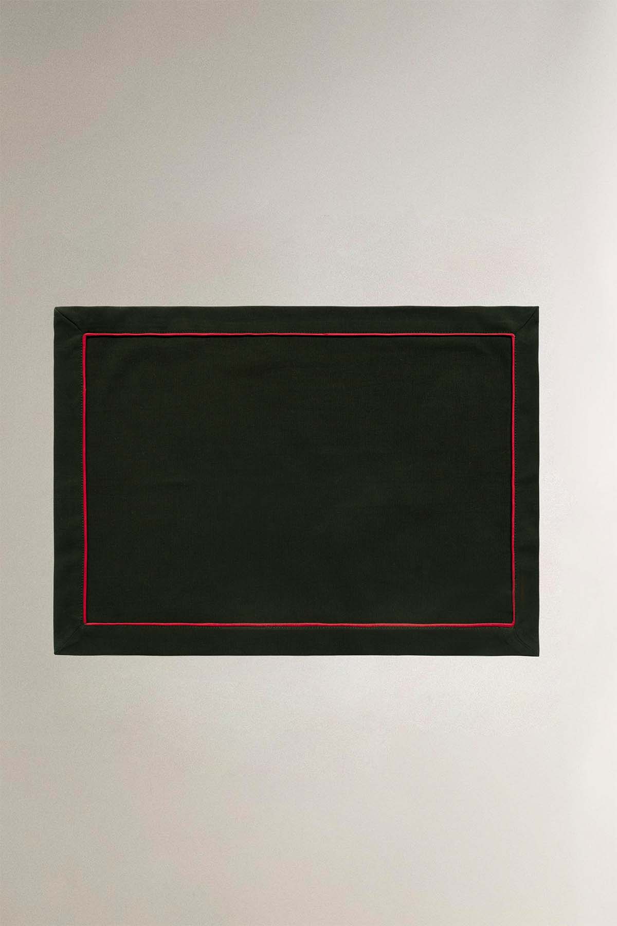 Dekoratif Biyeli Curduroy Kumaştan 2'li Amerikan Servisi Seti