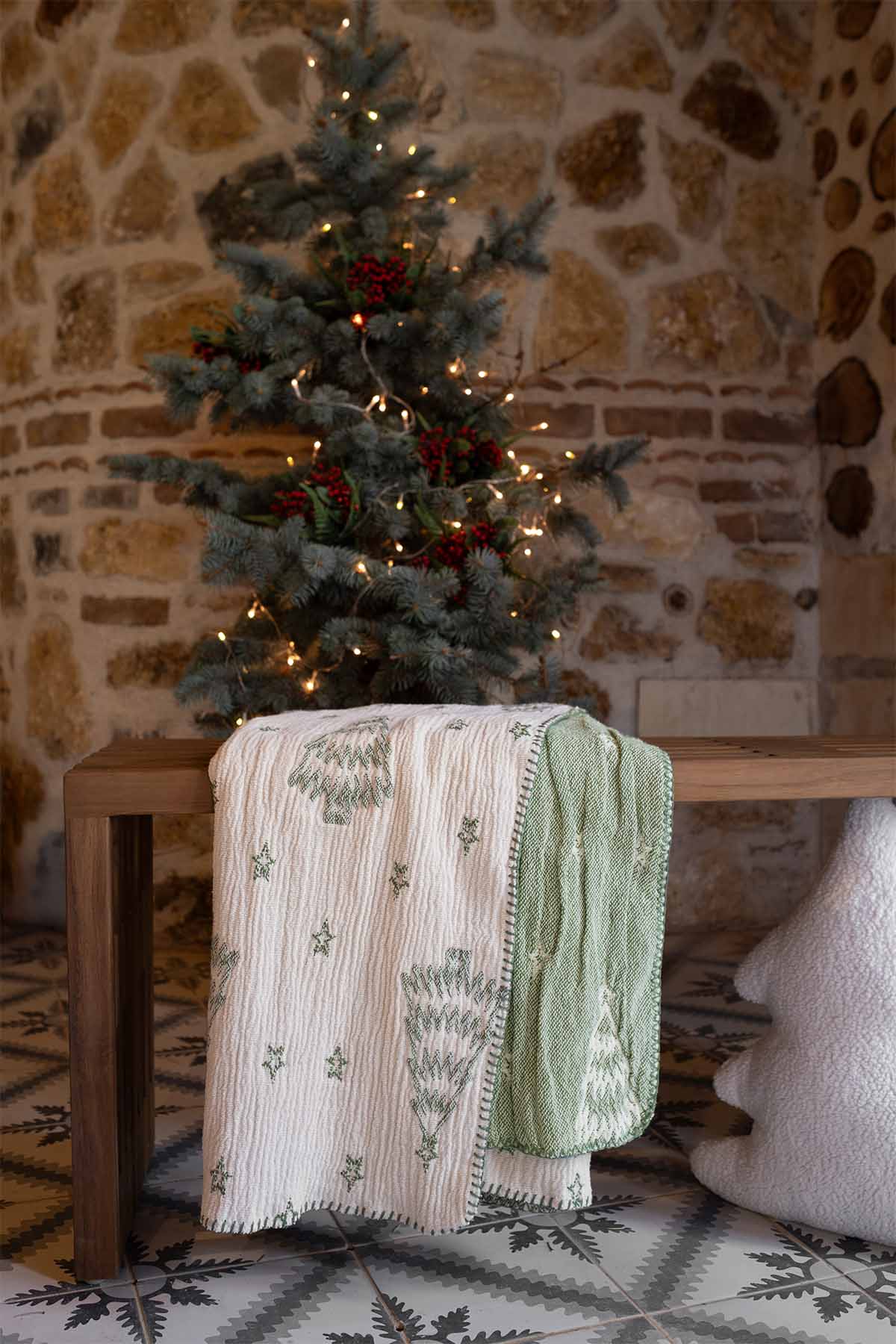 Çam Ağacı Jakarlı Pamuk Şönil Koltuk Şalı, Tv Battaniyesi