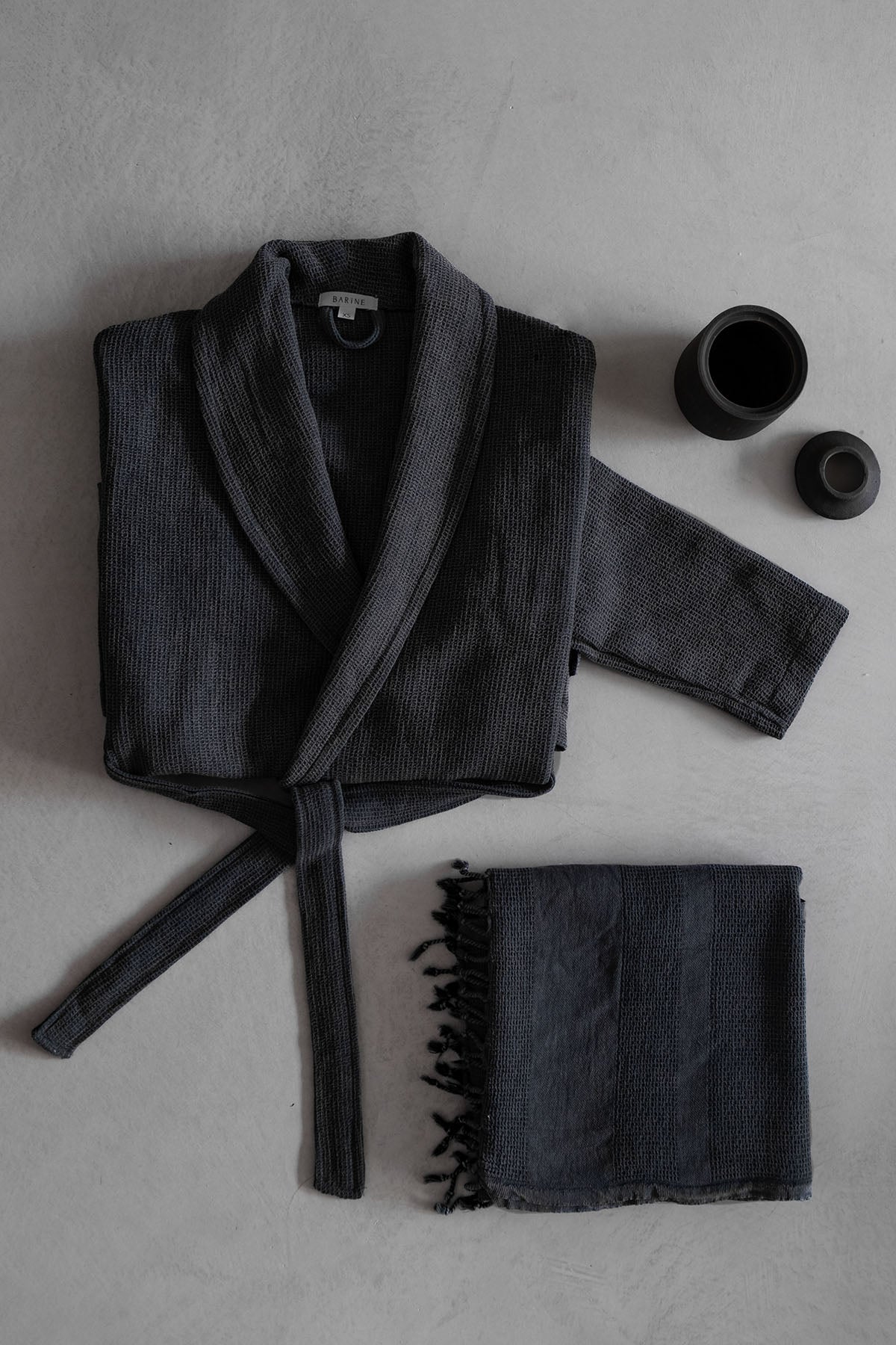 Stone Taşlama Yıkamalı Unisex Şalyaka Gofre Bornoz Siyah