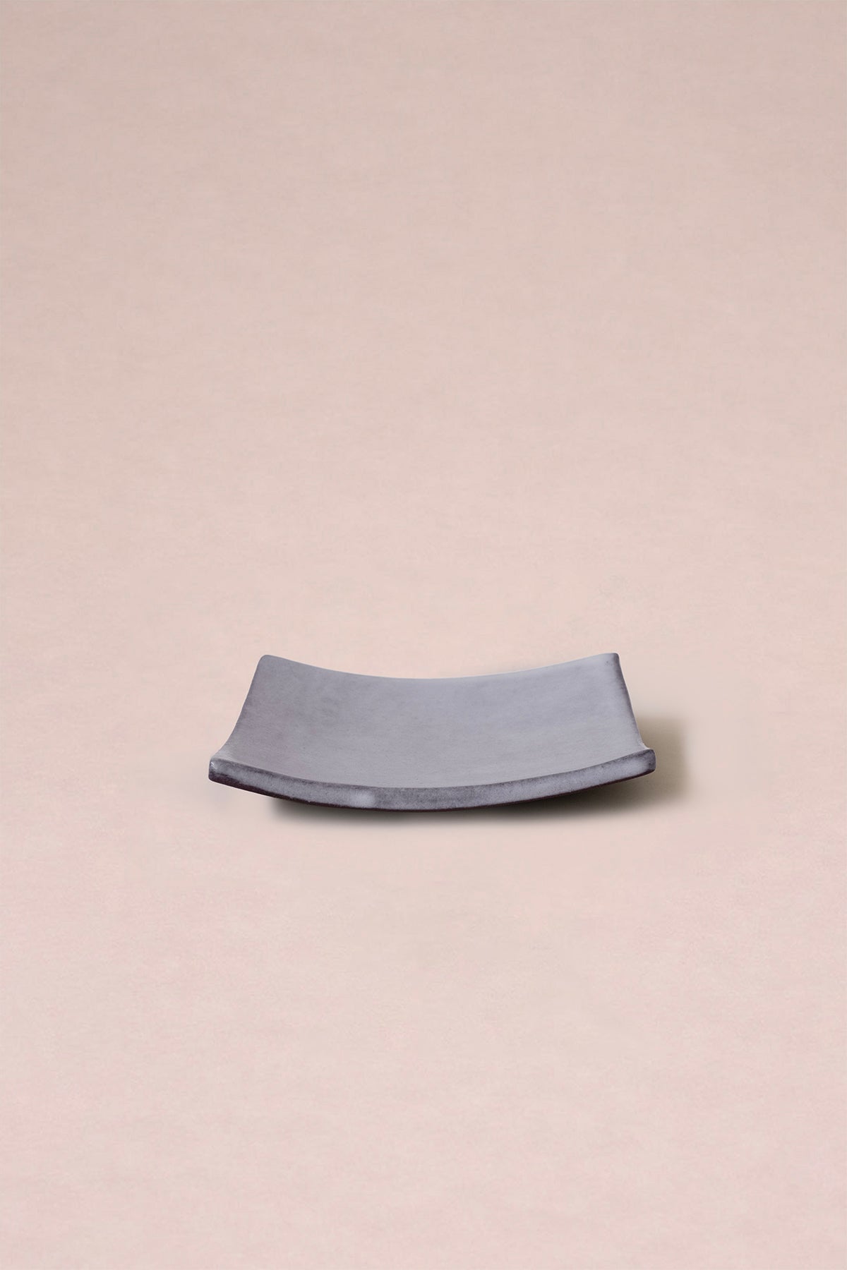 Stoneware Kenarları Kıvrık Kare Tabak 13 cm