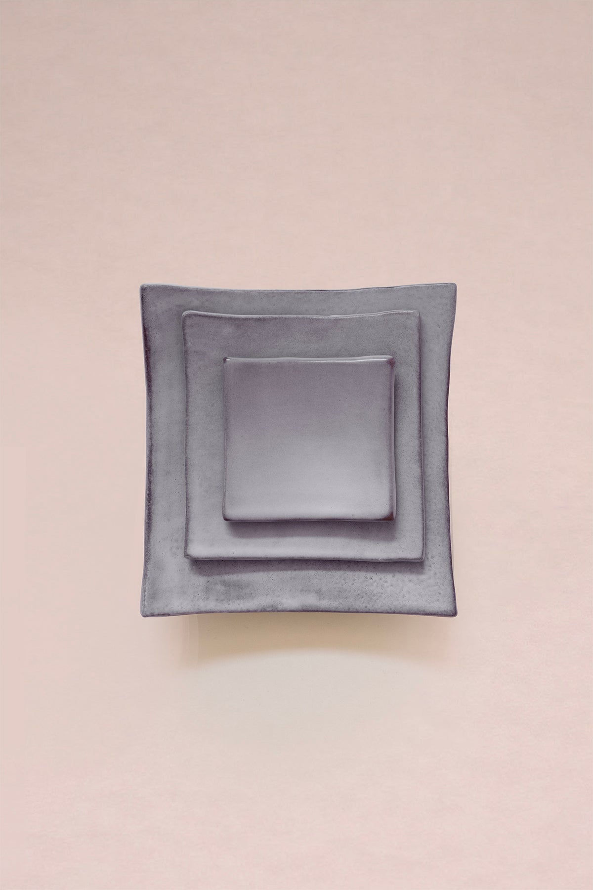 Stoneware Kenarları Kıvrık Kare Tabak 17 cm